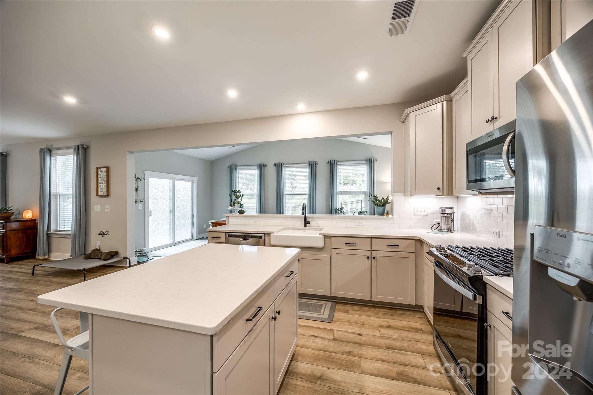 Paddlers Cove - Residential