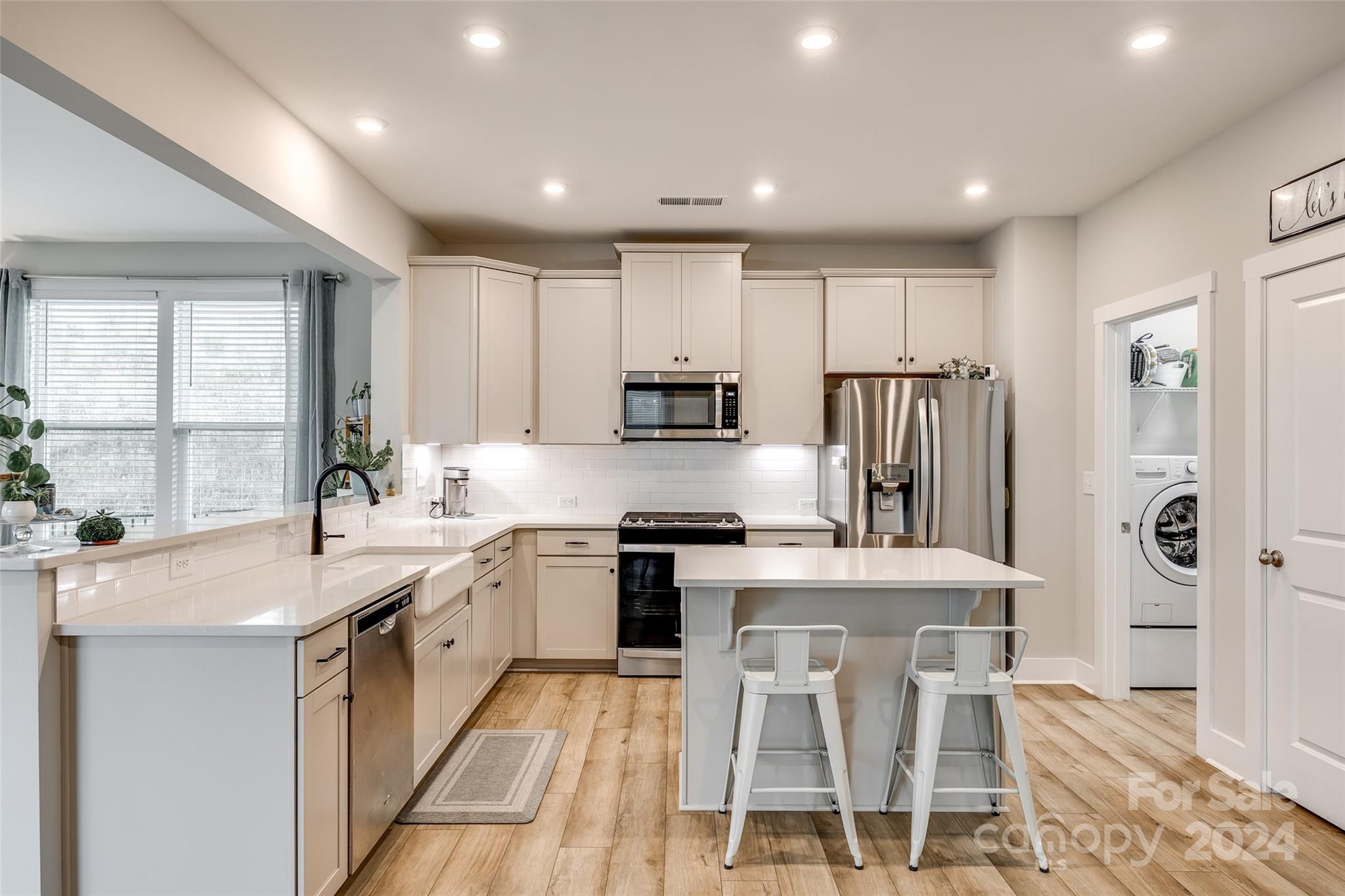 Paddlers Cove - Residential