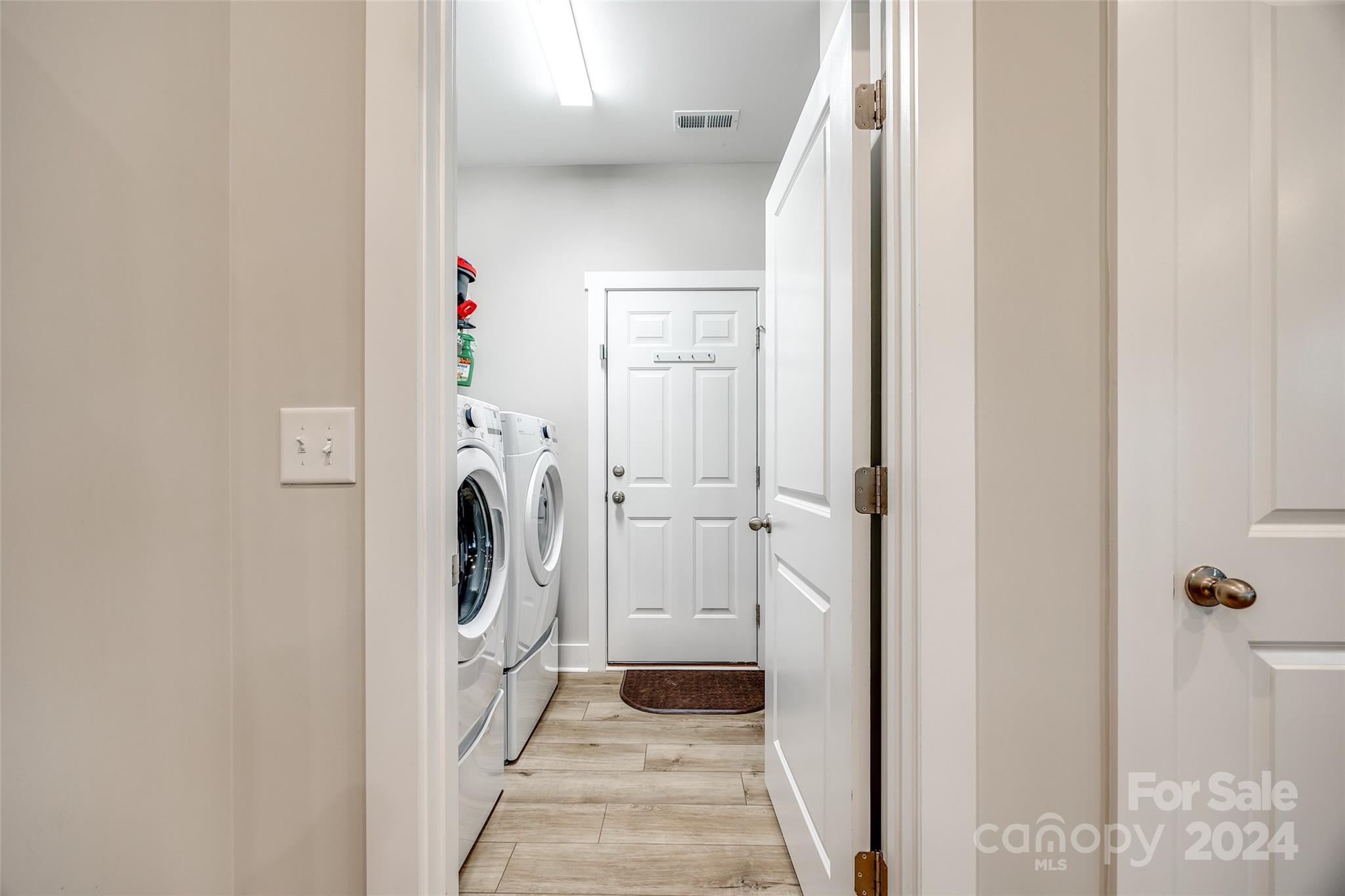 Paddlers Cove - Residential