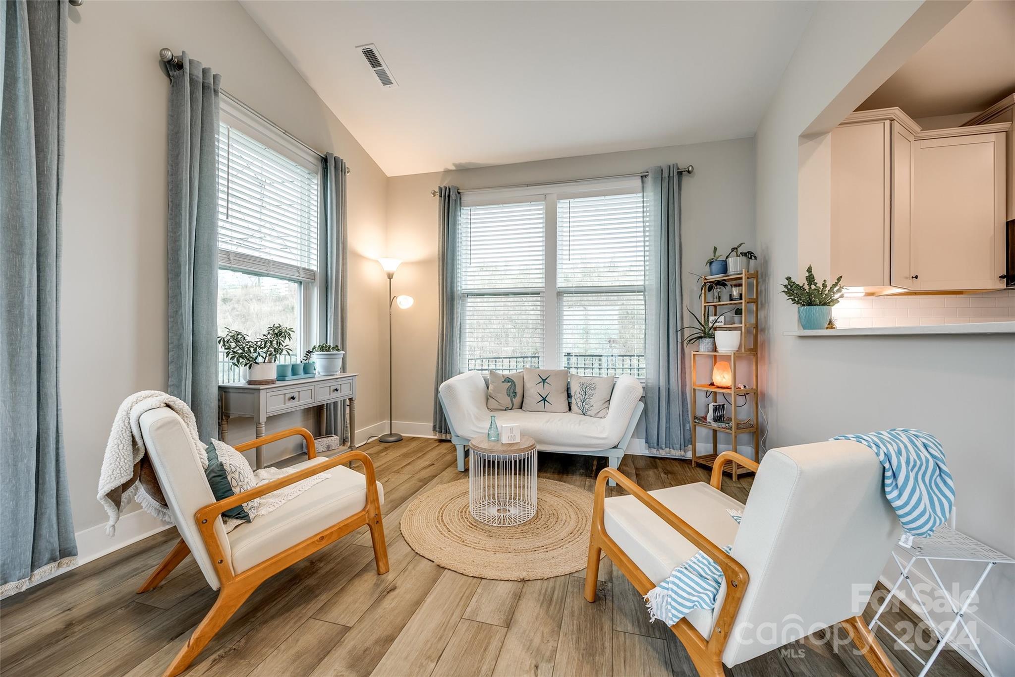 Paddlers Cove - Residential