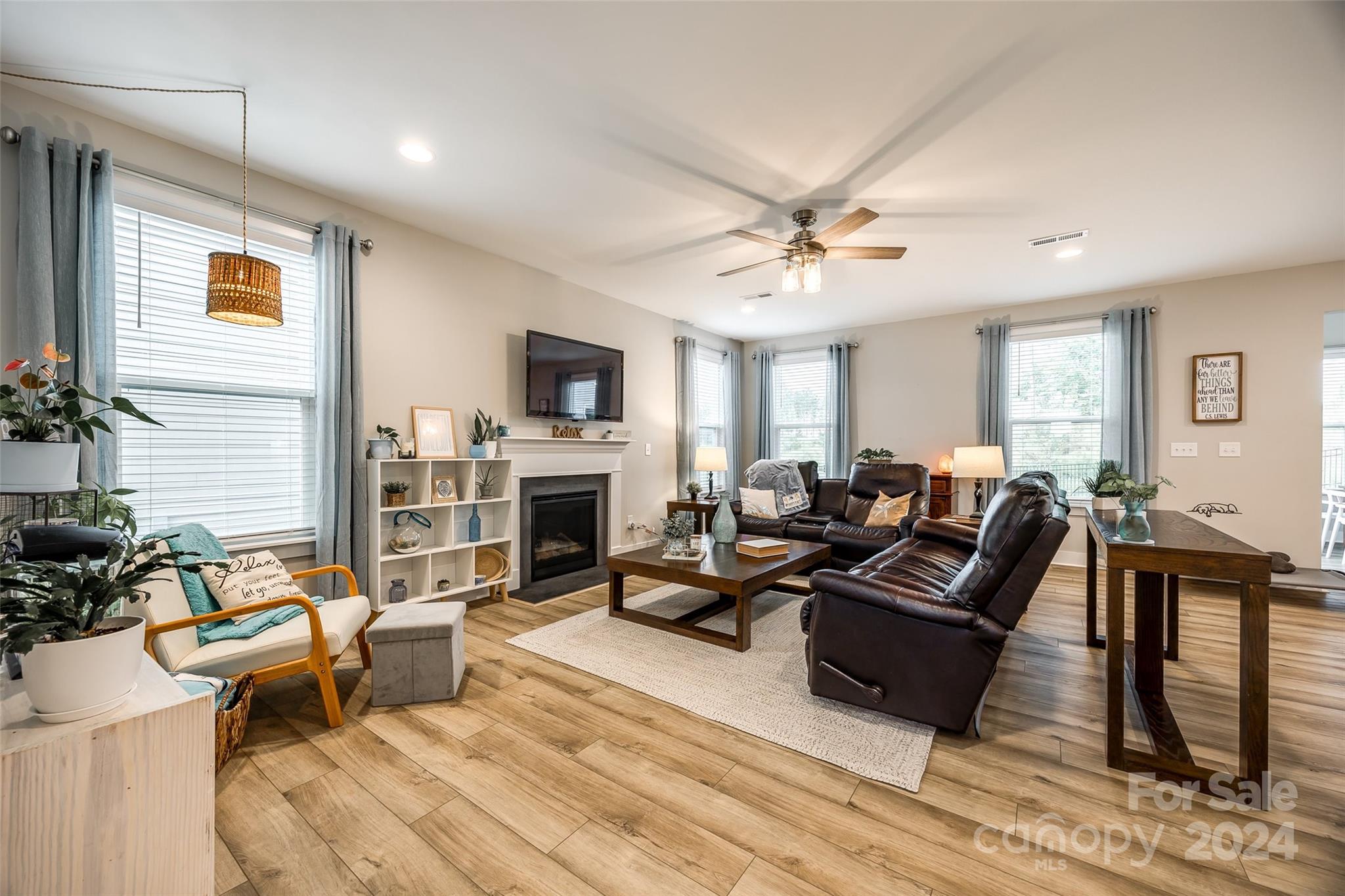 Paddlers Cove - Residential