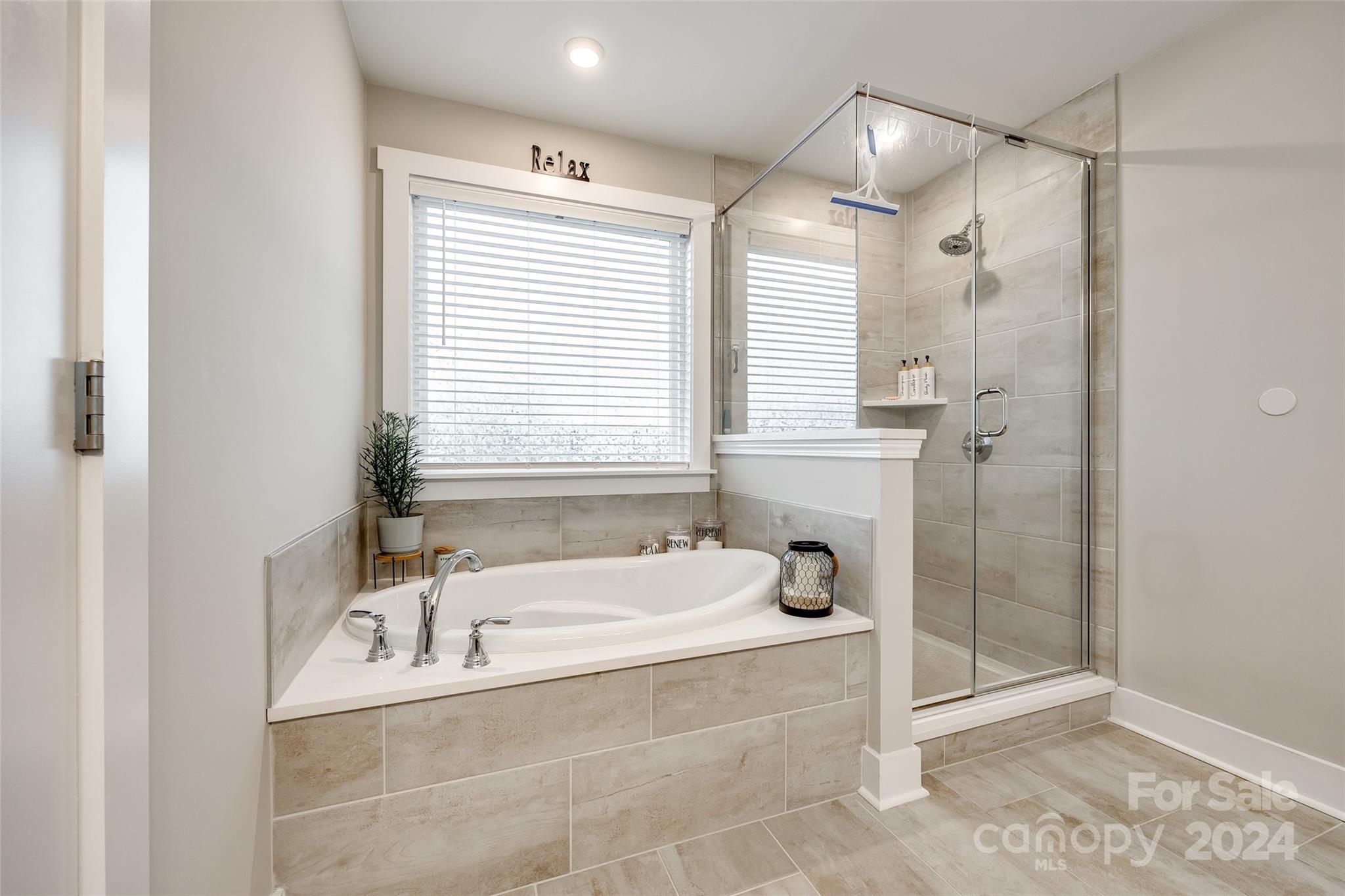 Paddlers Cove - Residential