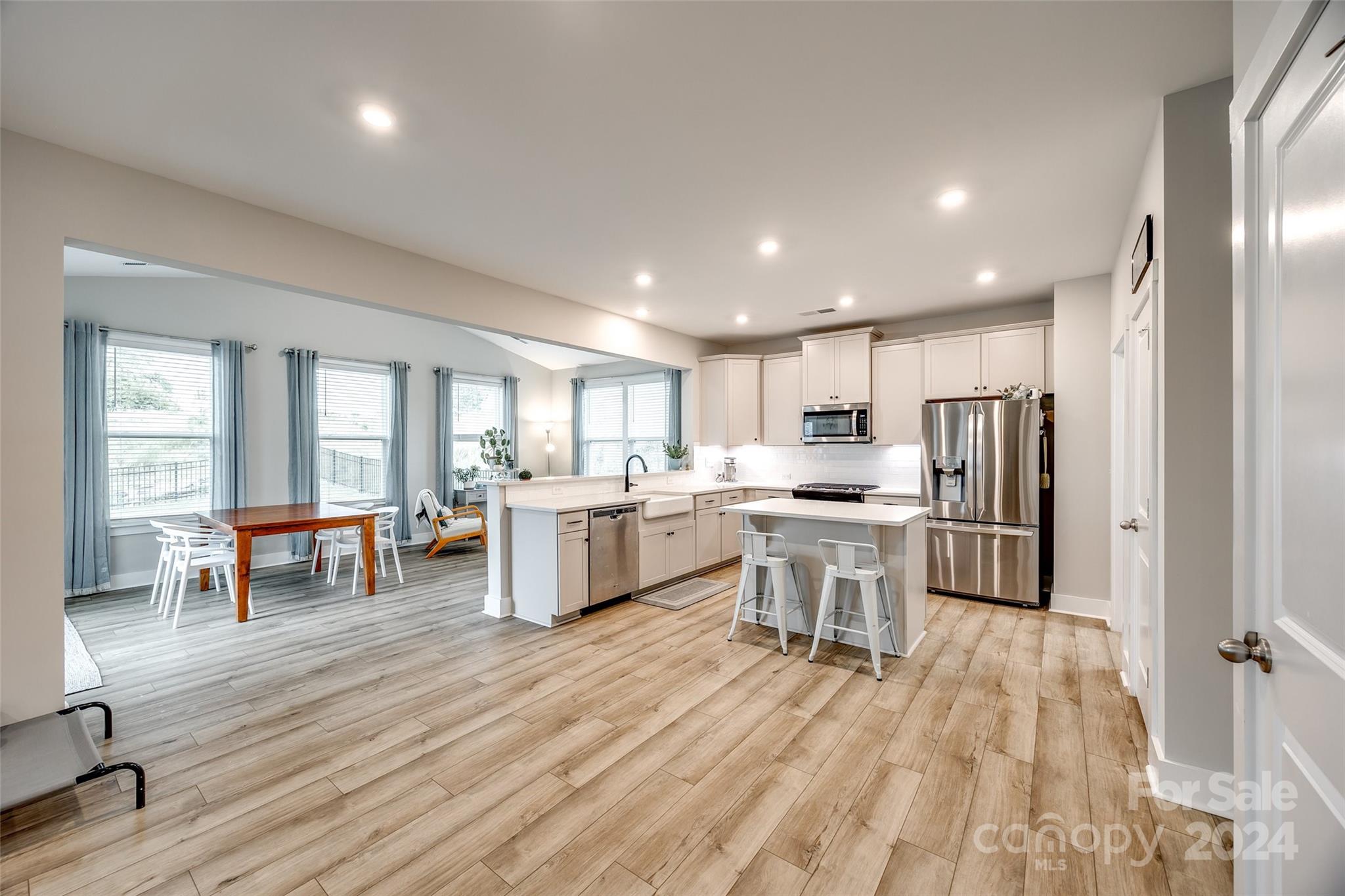 Paddlers Cove - Residential