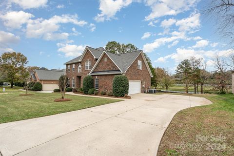 A home in Waxhaw