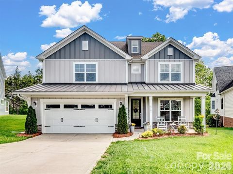 Photo of 4701 Trostan Turn Turn, Kannapolis, NC 28081 (MLS # 4388277)