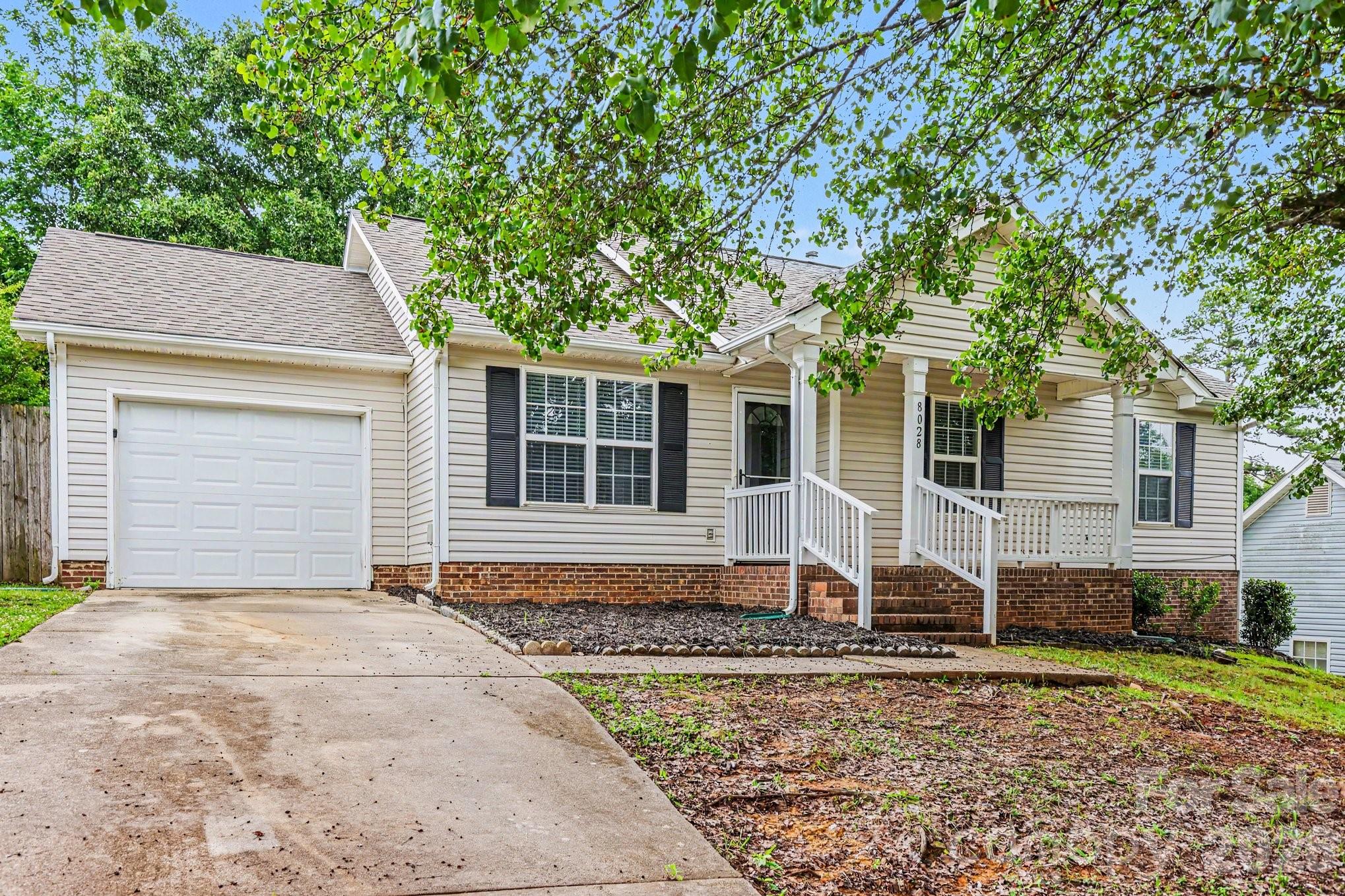 8028 Lobilia Lane