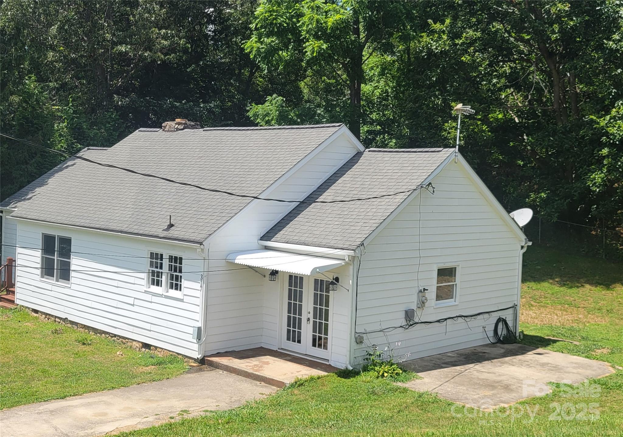 317 Poplar Street