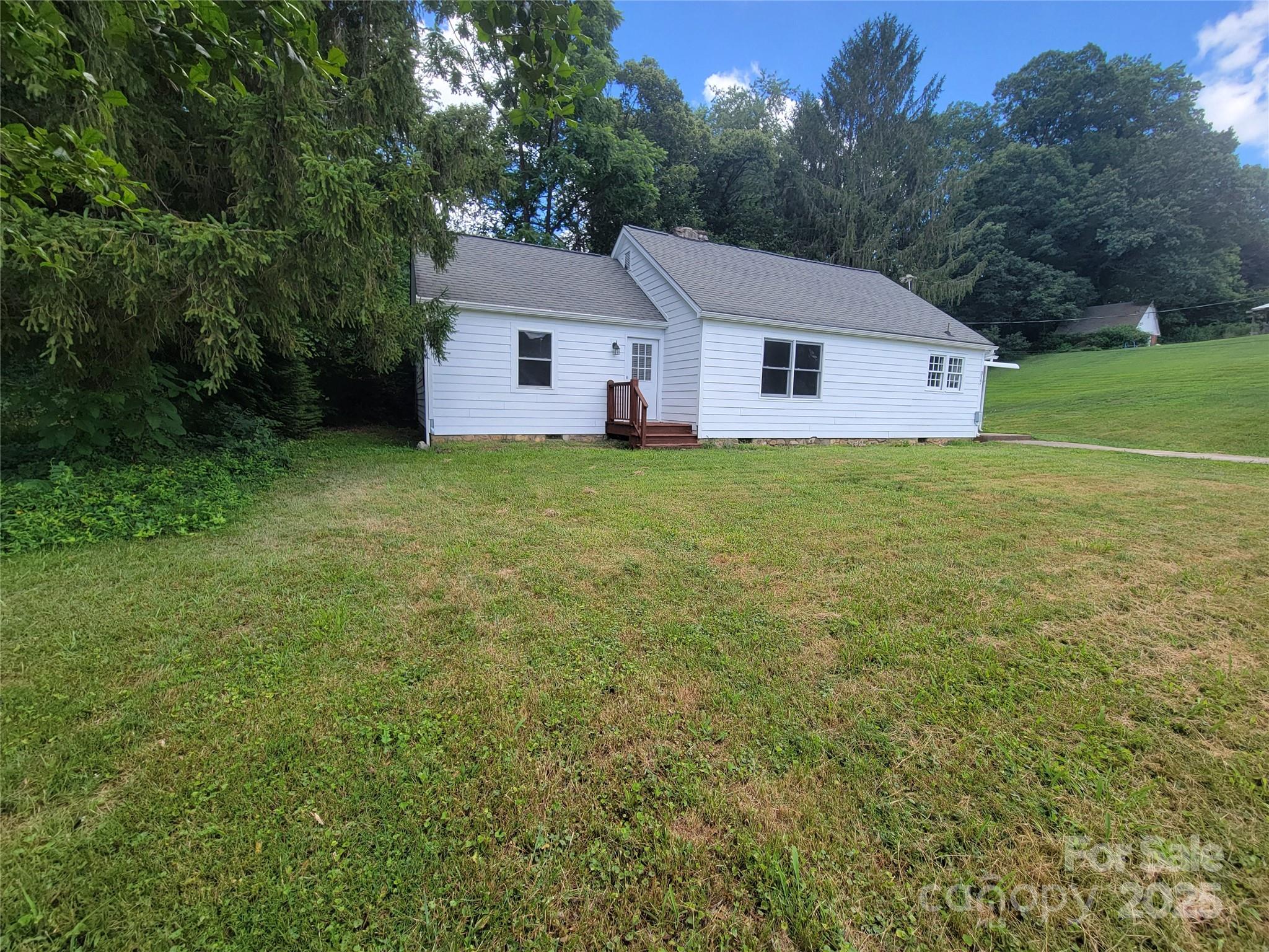 317 Poplar Street
