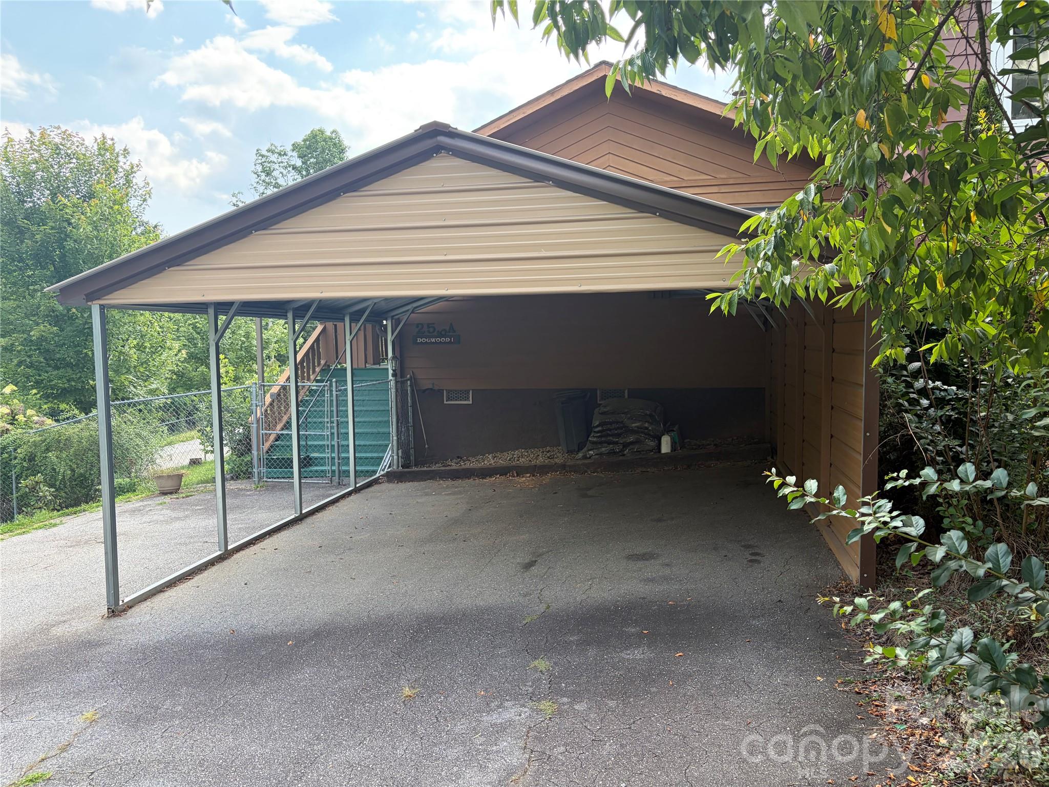 256A Bruce Road