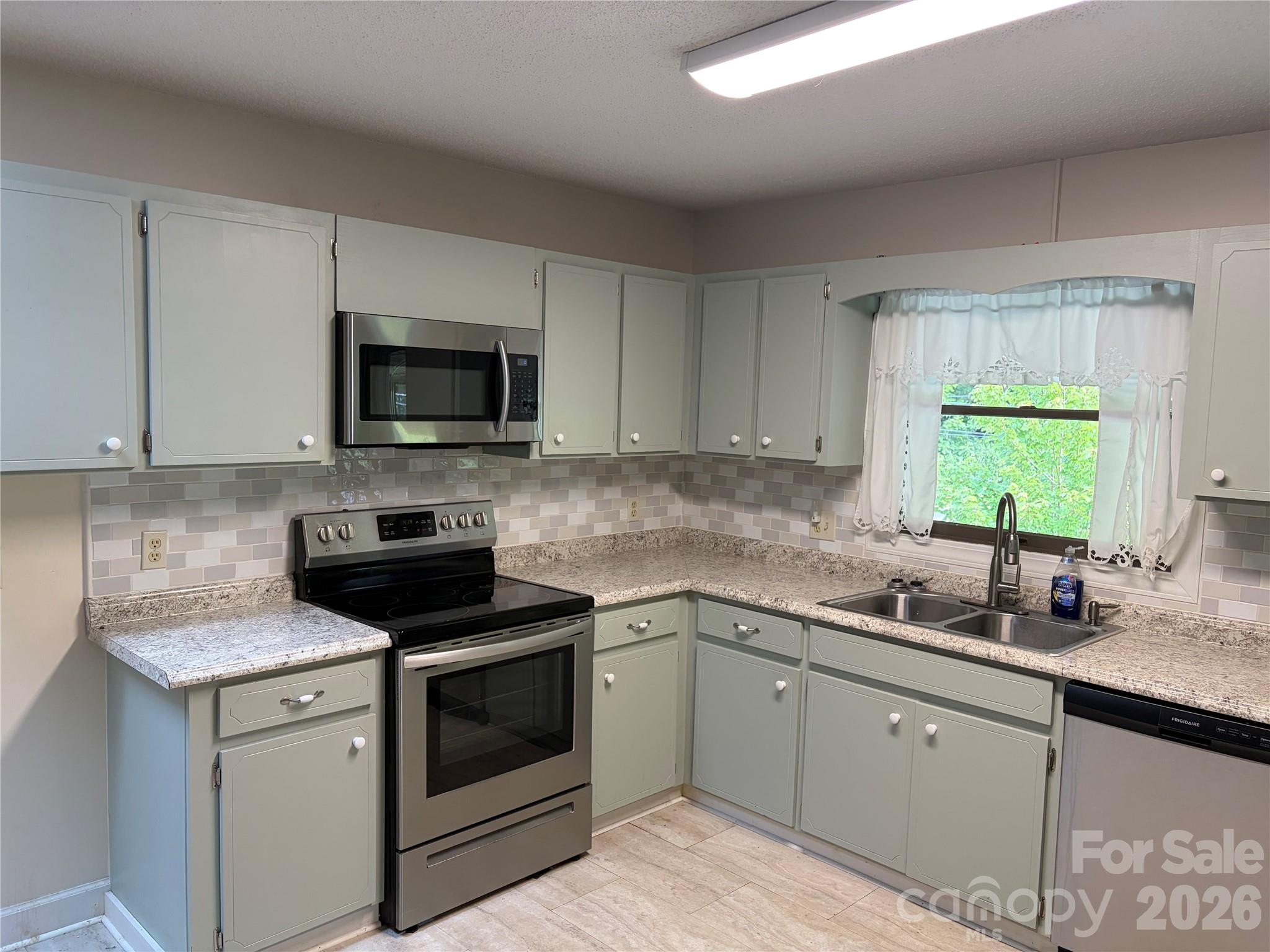 256A Bruce Road