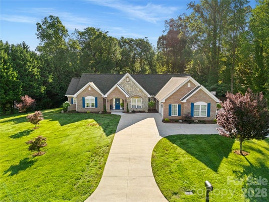 115 COUNTRY CLUB DR, MORGANTON, NC 28655 - Image 8d84ec0f7f2350e038414f0885cd8ce2/3460127305