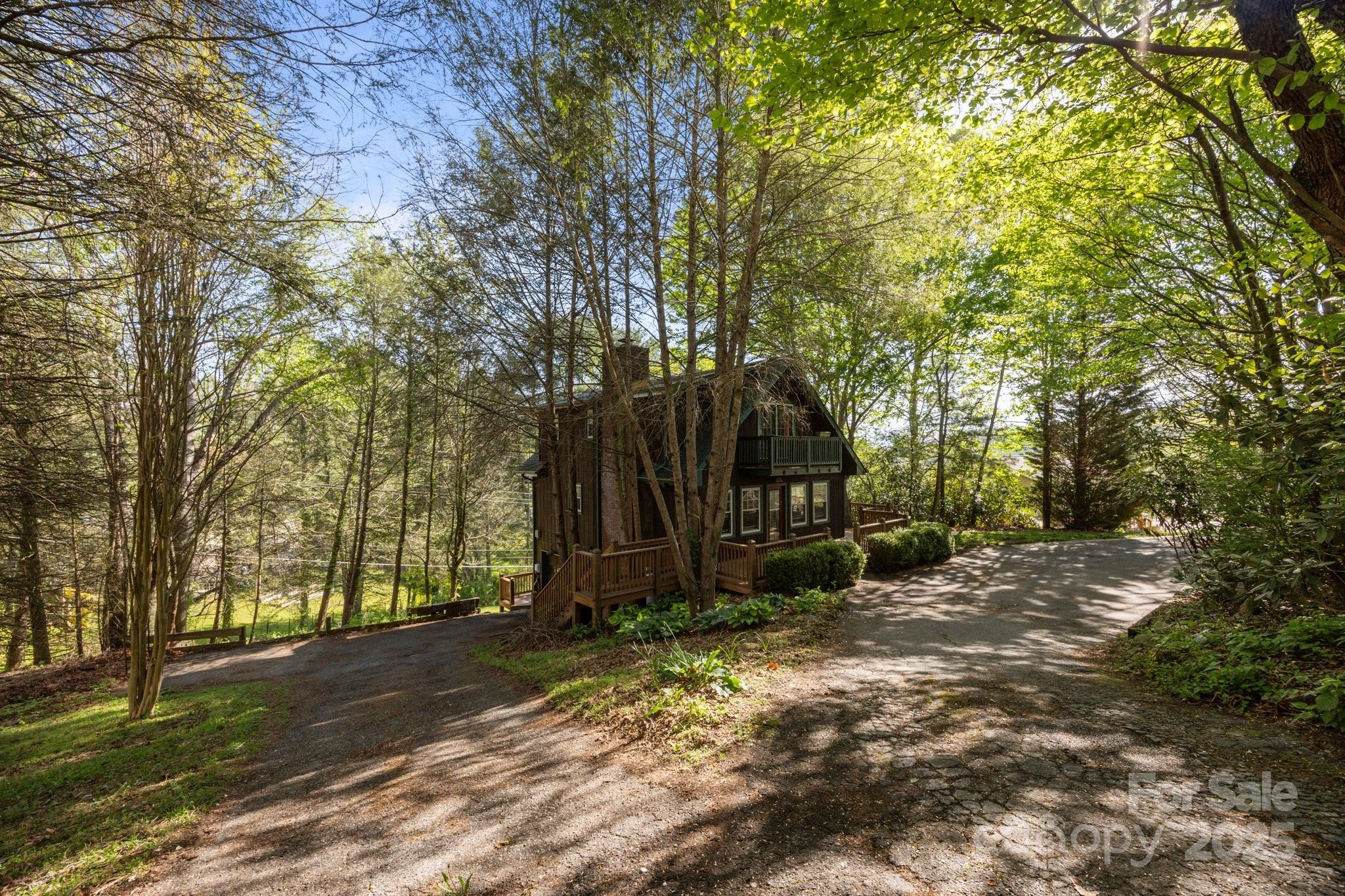 25 Alpine Way