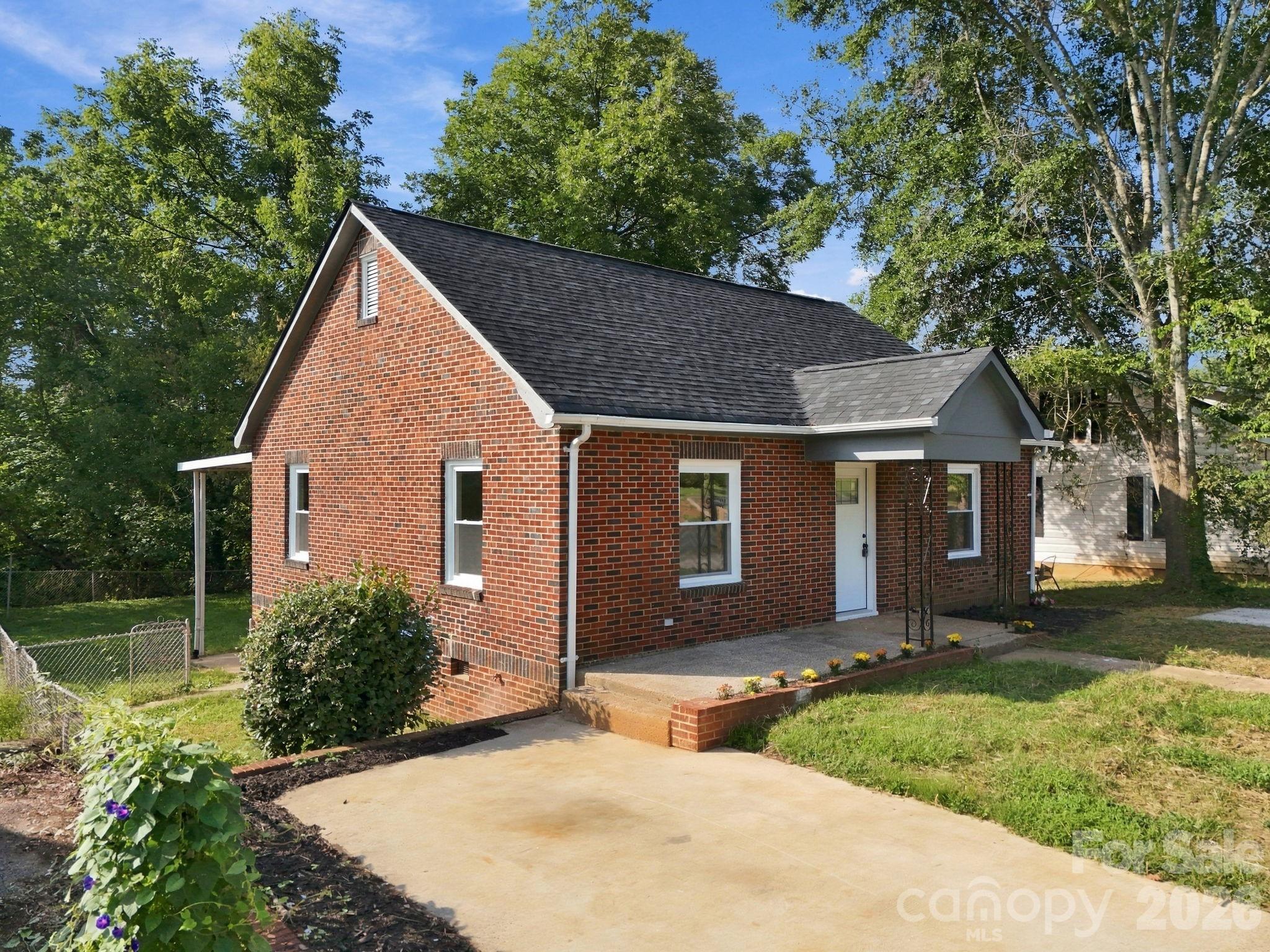 314 Rockyford Street