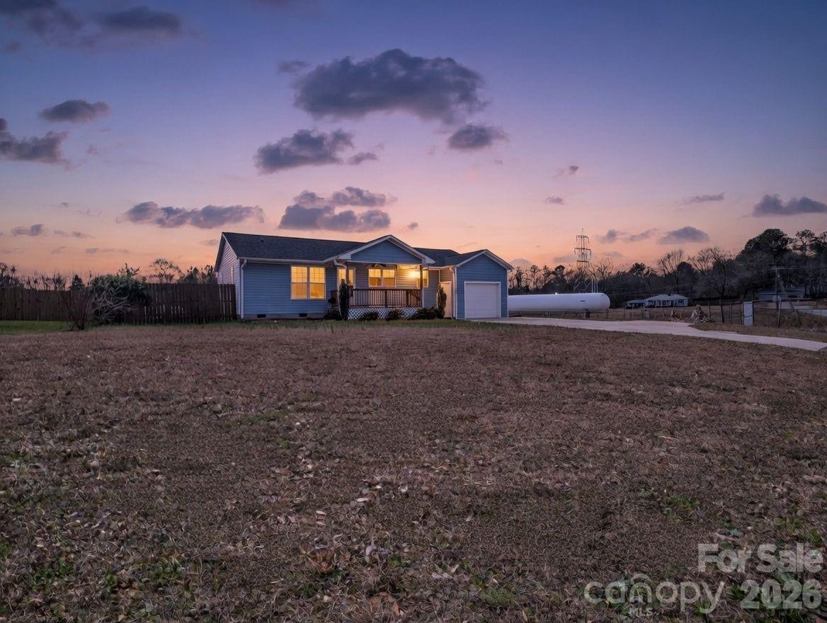 Stones Throw - Residential