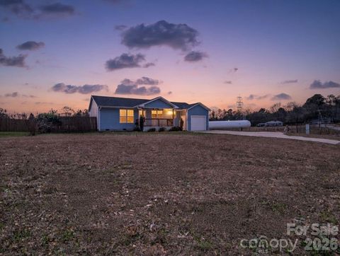 655 W Oconee Street Chesnee SC 29323