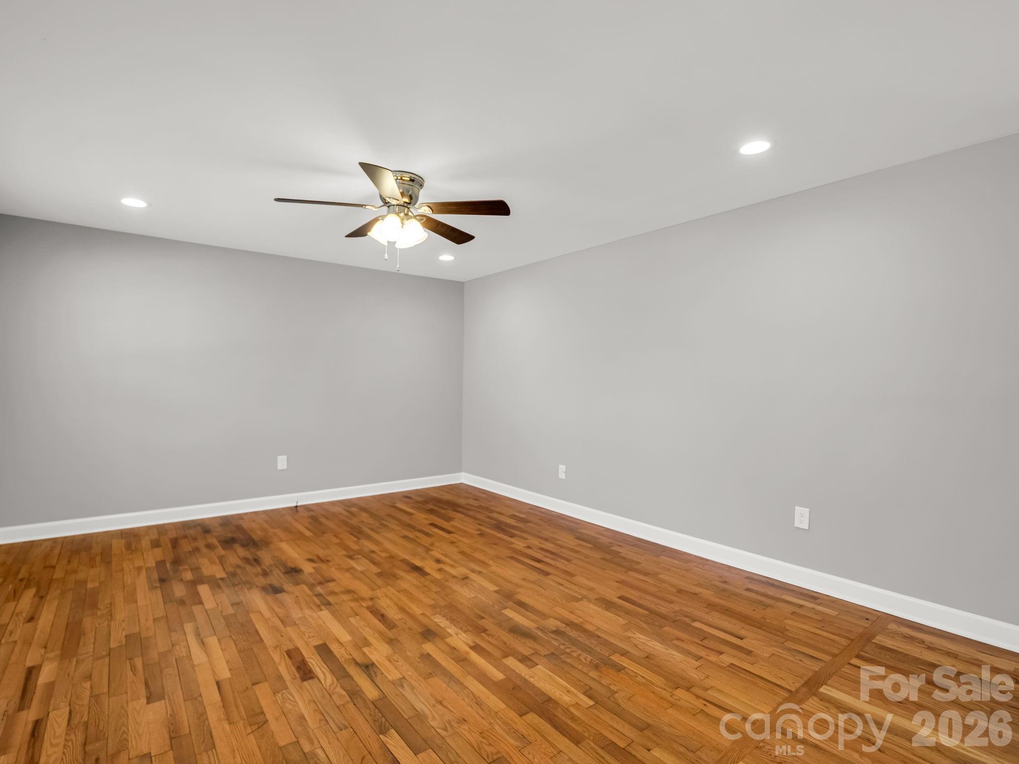 Stones Throw - Residential