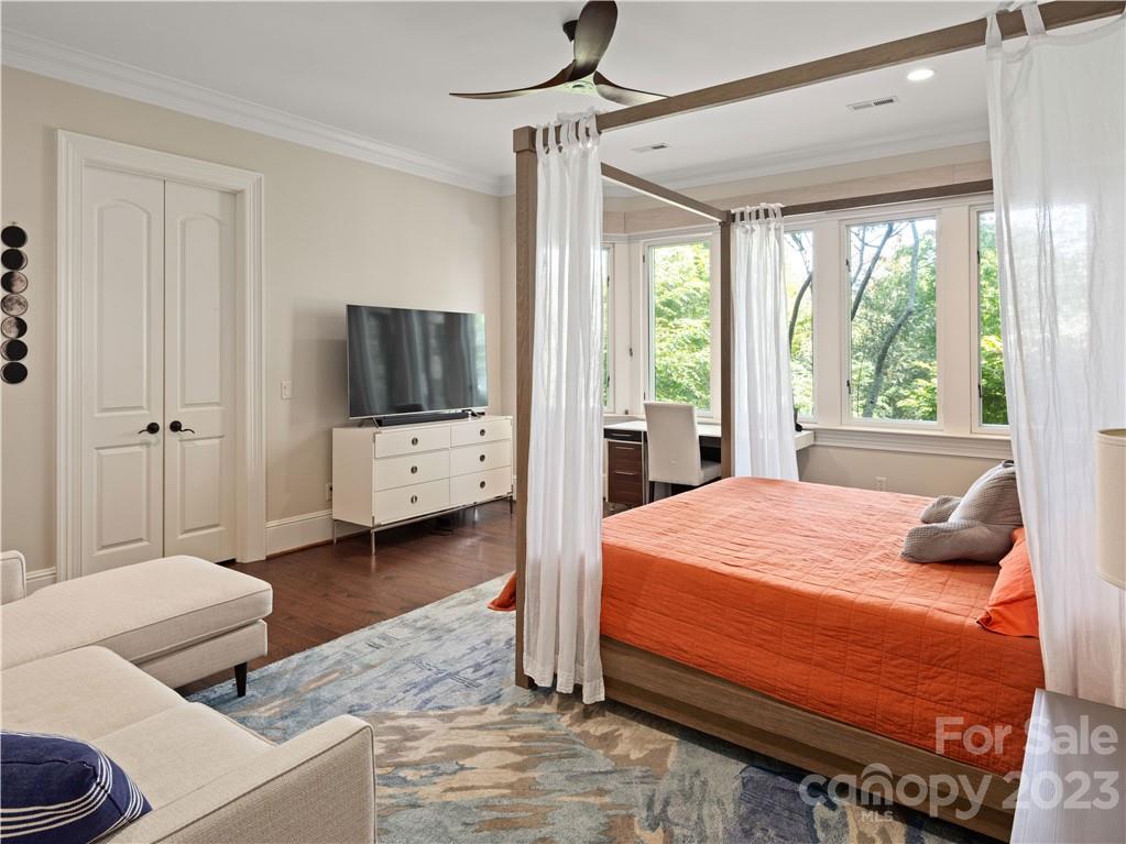 The Cliffs at Walnut Cove - Residential