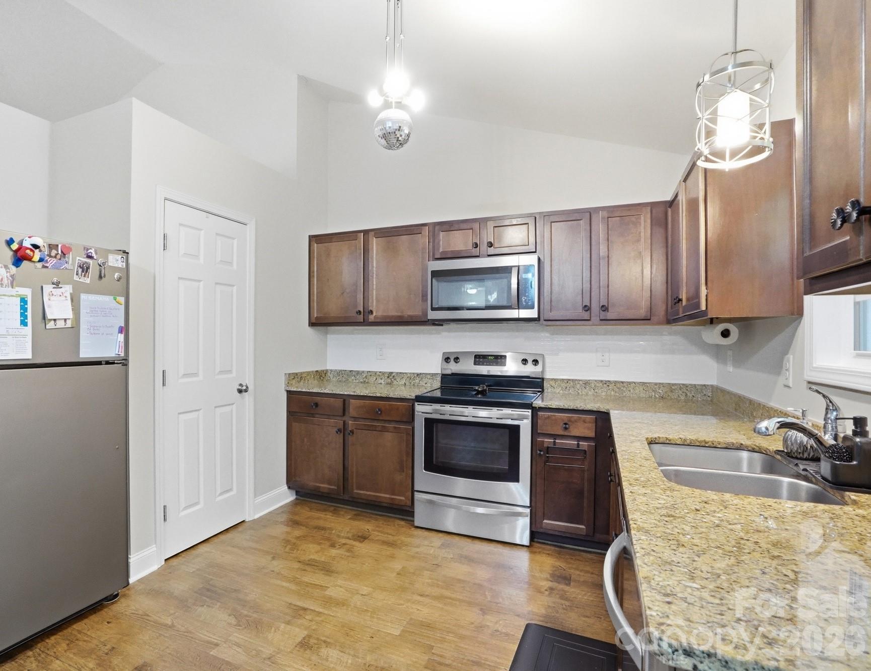 Laurel Creek - Residential