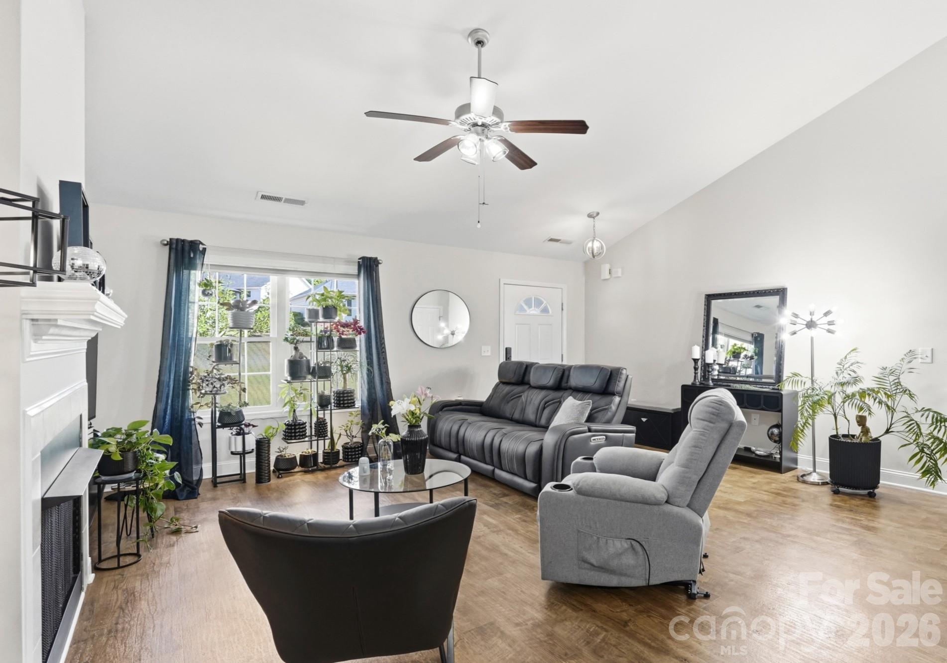 Laurel Creek - Residential