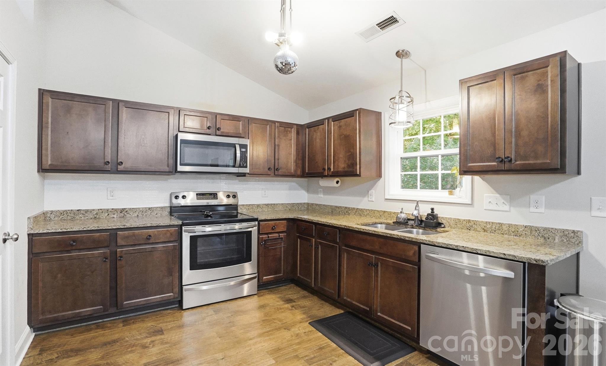 Laurel Creek - Residential