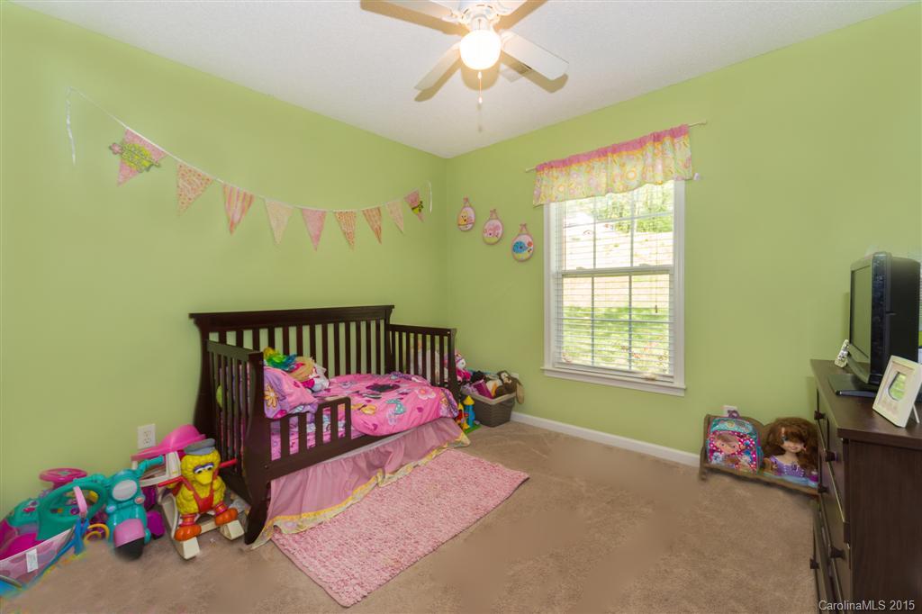 Joannas Lake - Residential