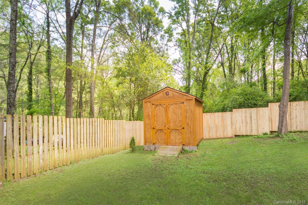 Joannas Lake - Residential