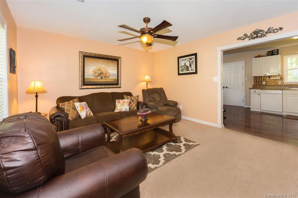 Joannas Lake - Residential