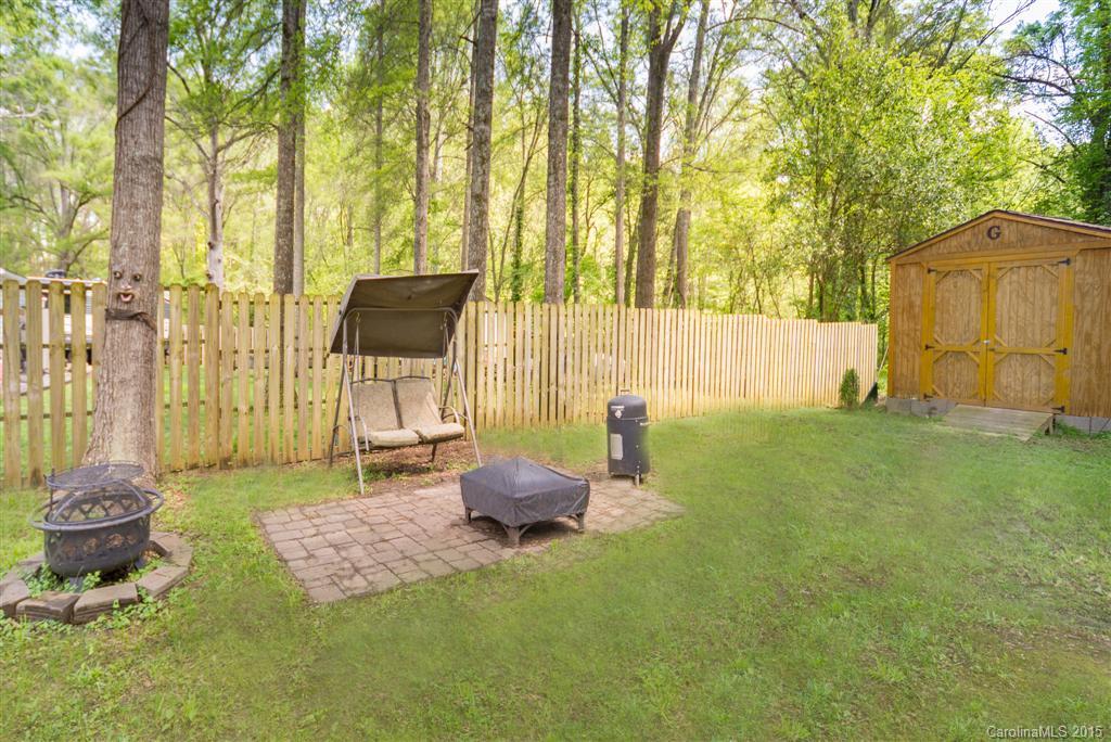 Joannas Lake - Residential