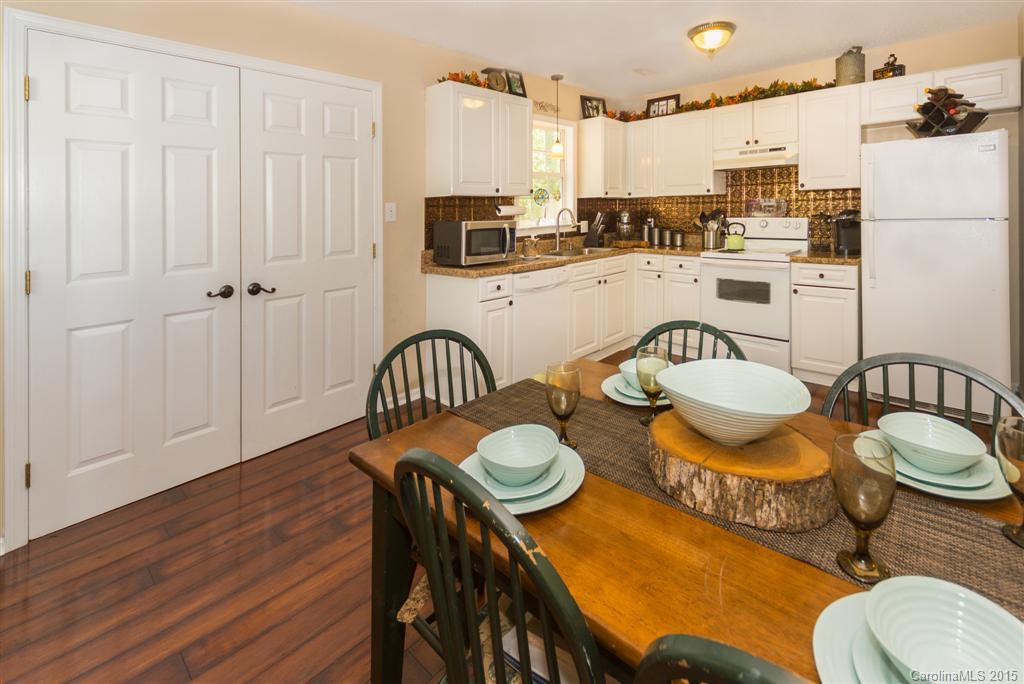 Joannas Lake - Residential