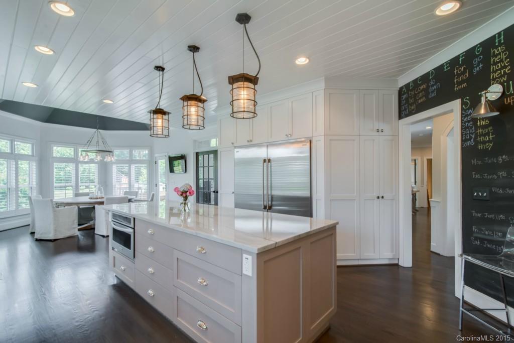 The Peninsula - Residential