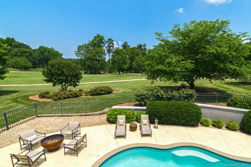 The Peninsula - Residential