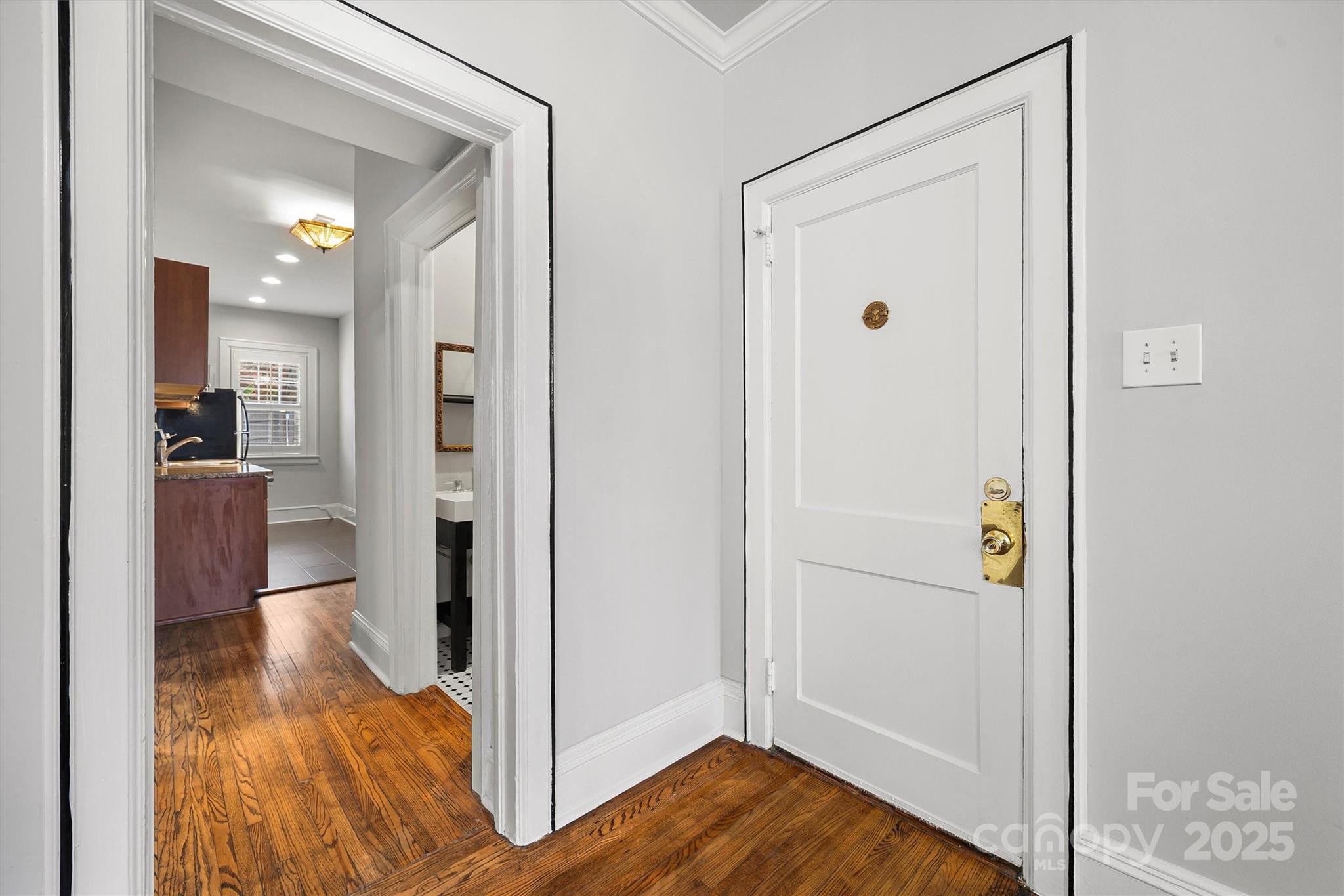 2145 Kirkwood Avenue 1