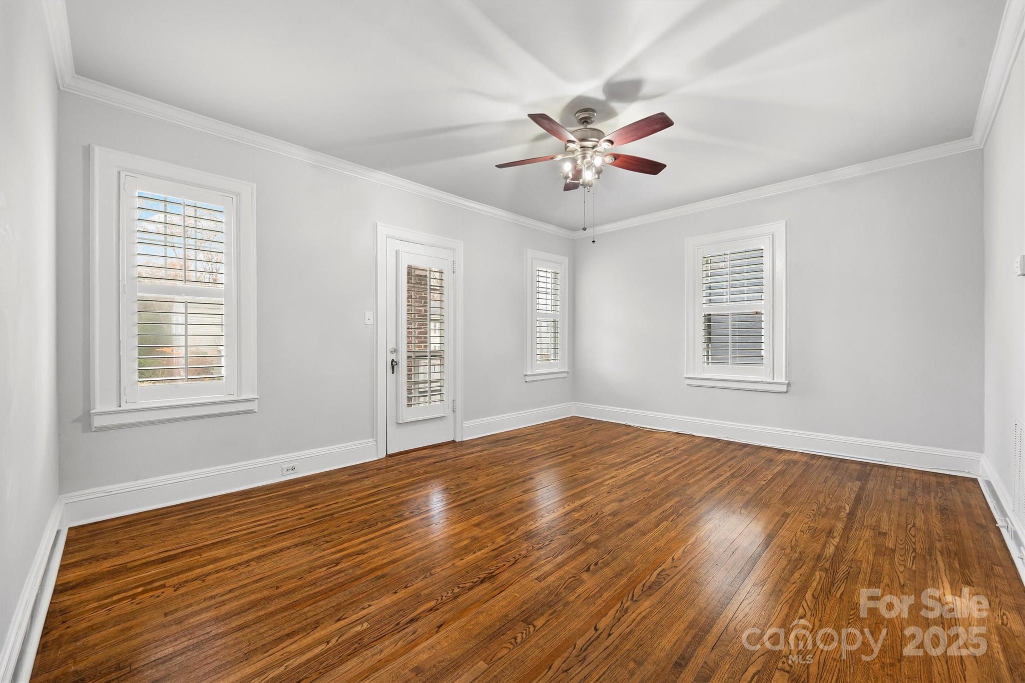 2145 Kirkwood Avenue 1