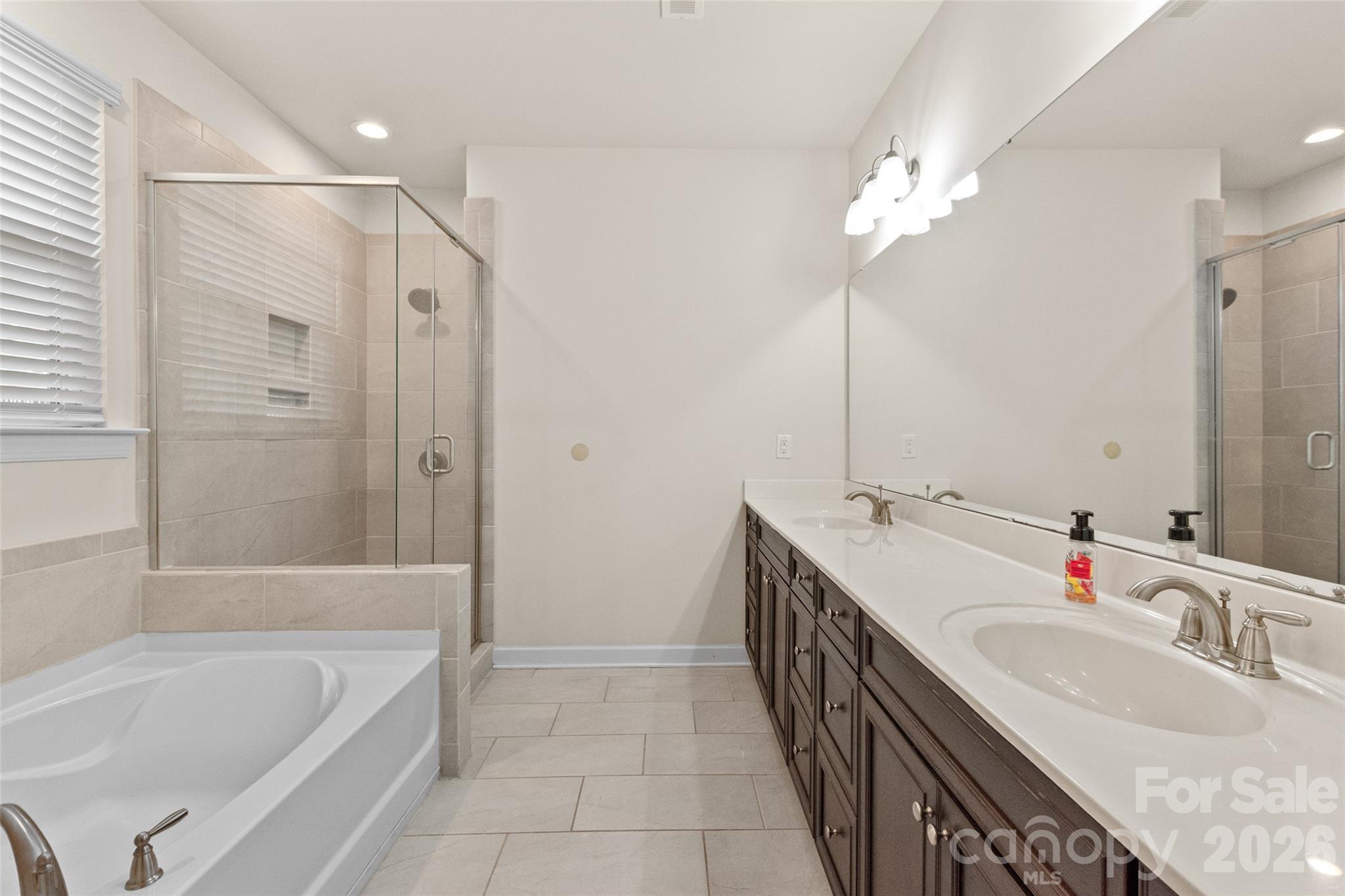 Lake Crest - Residential