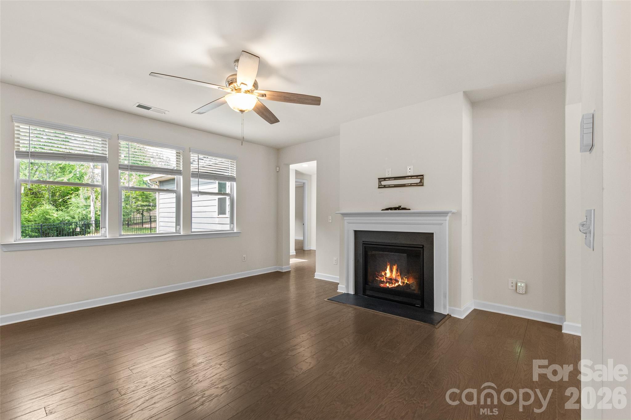 Lake Crest - Residential