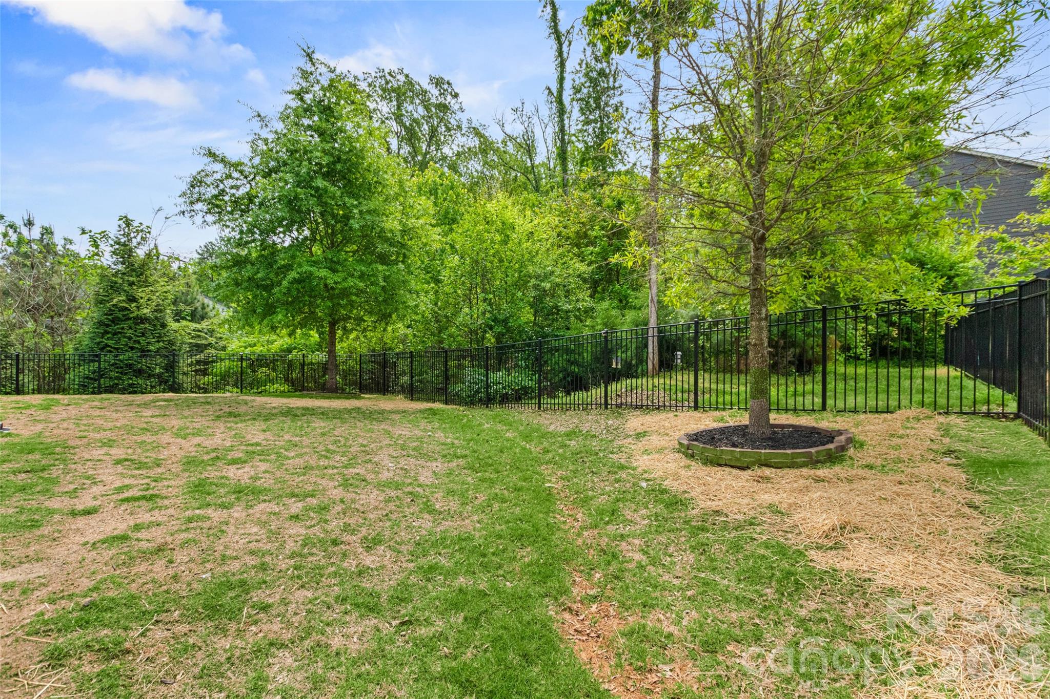 Lake Crest - Residential