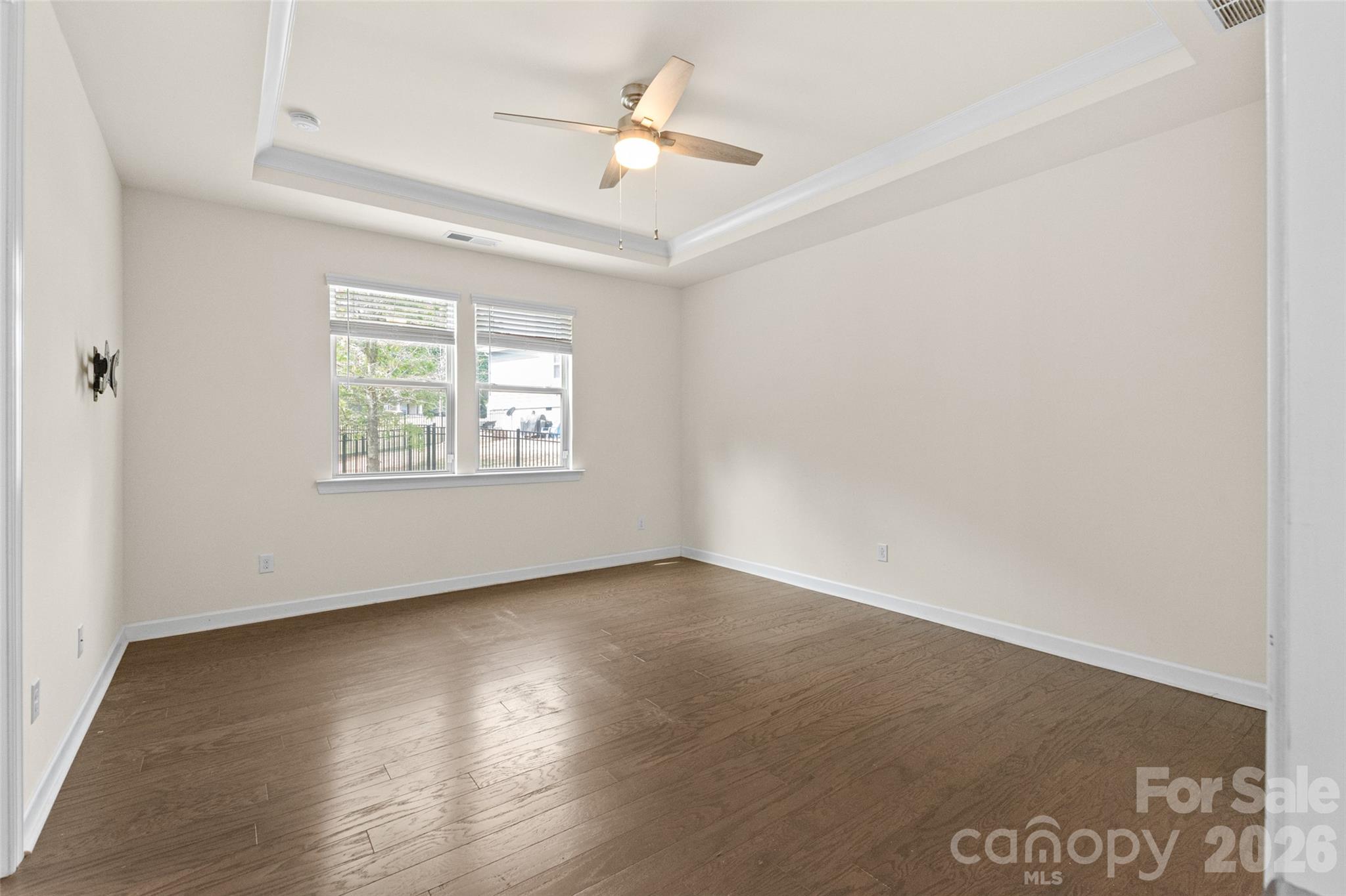 Lake Crest - Residential