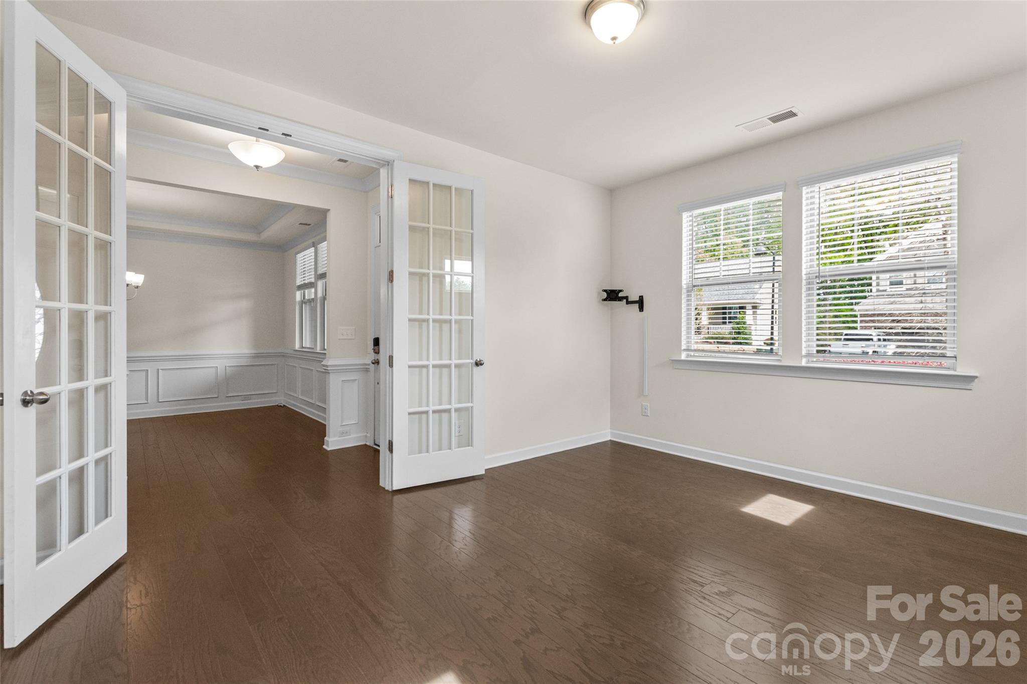 Lake Crest - Residential