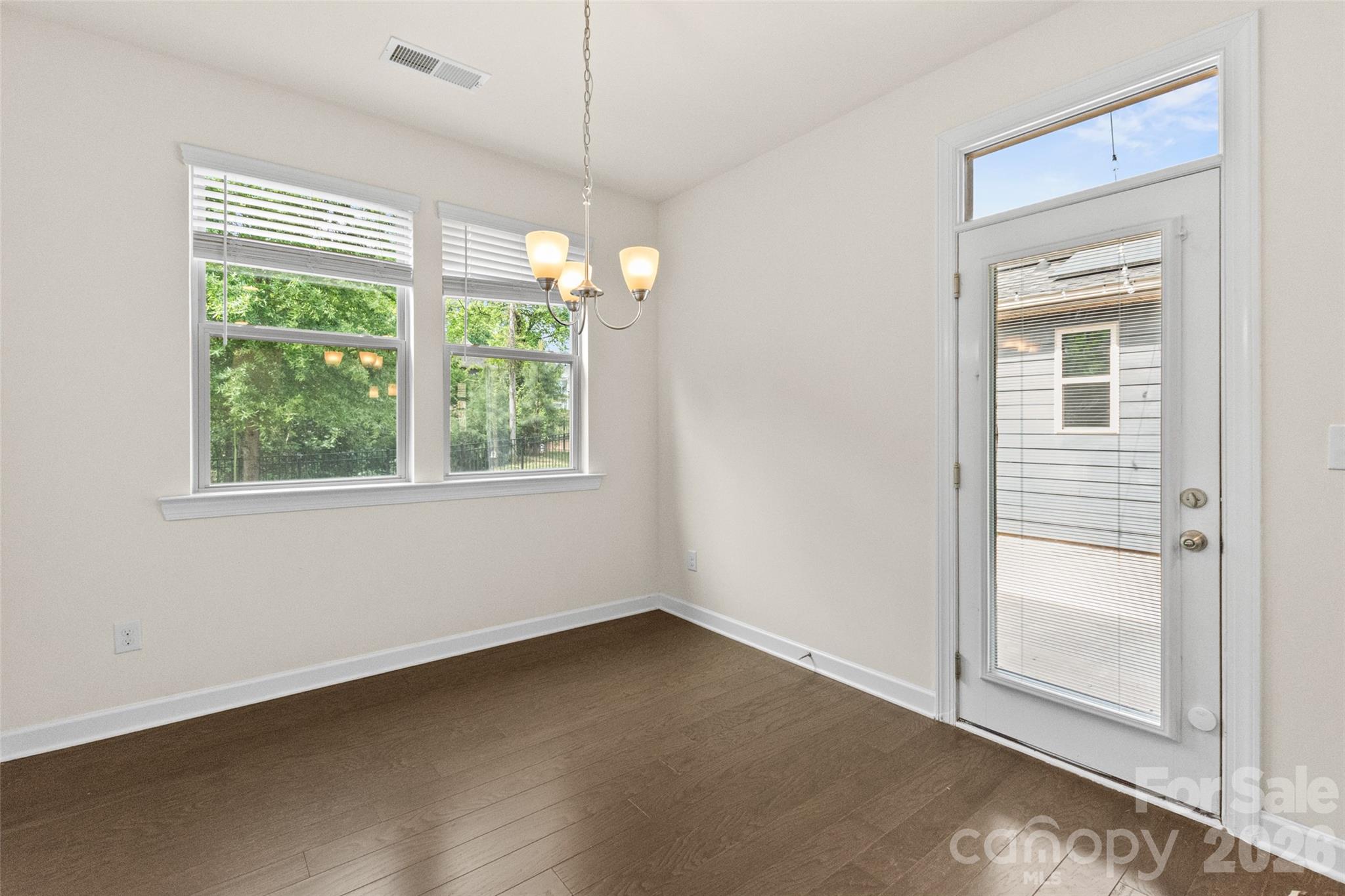 Lake Crest - Residential