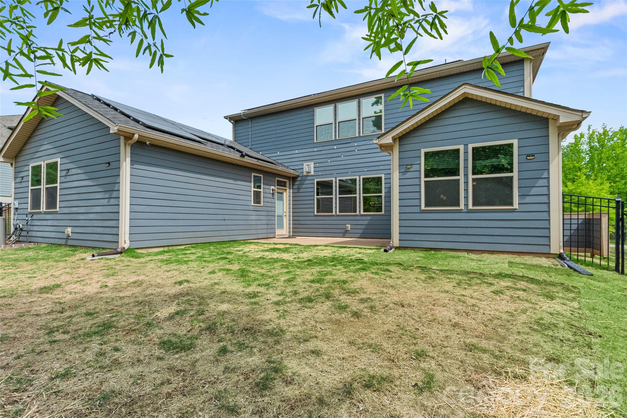 Lake Crest - Residential