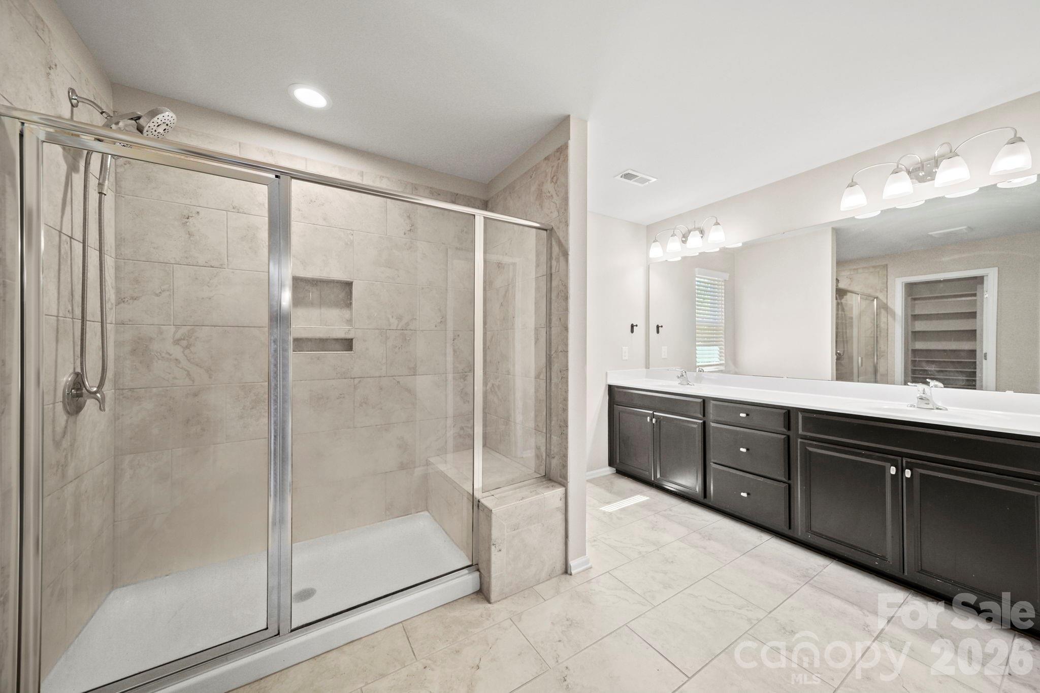 Kings Grove Manor - Residential