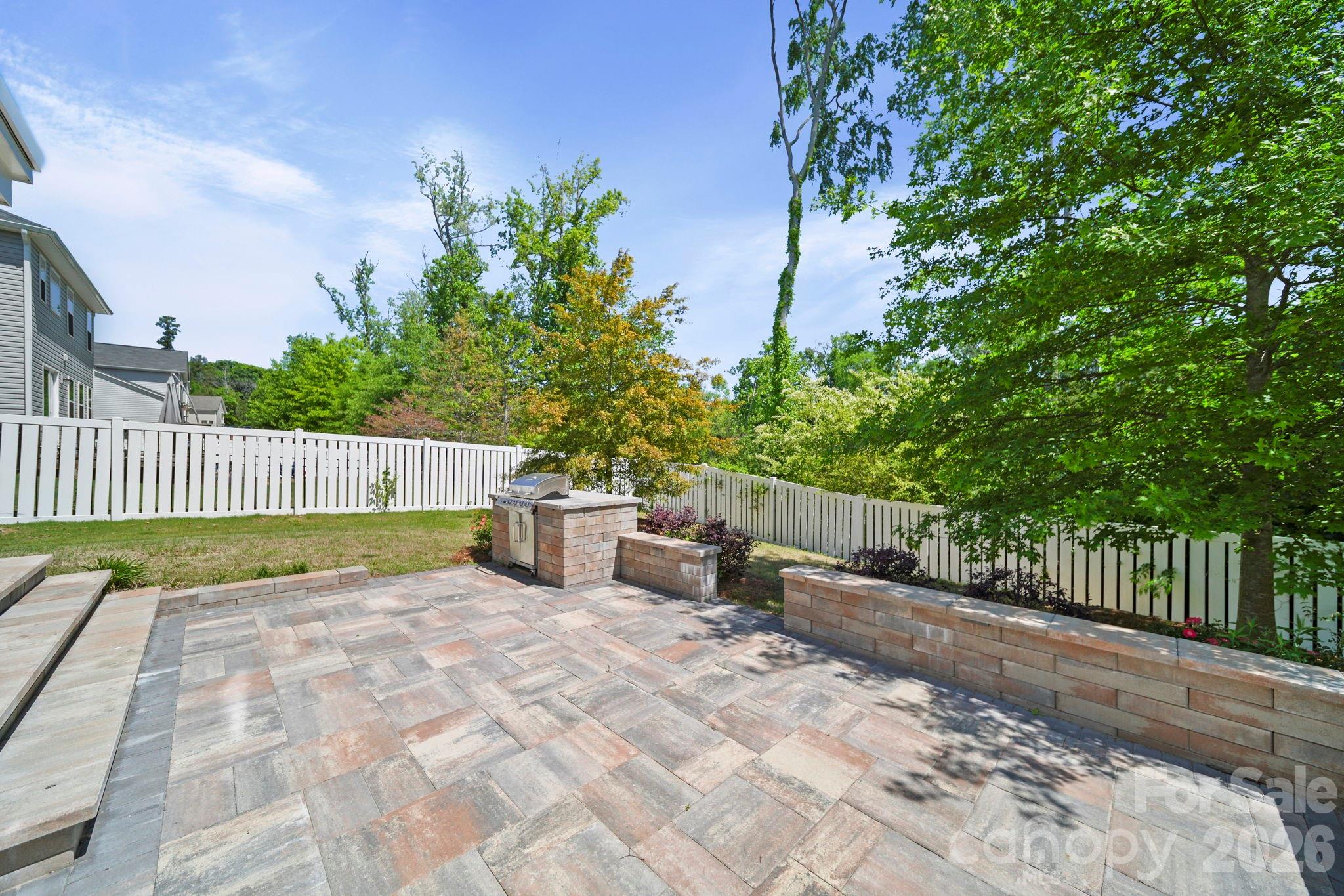 Kings Grove Manor - Residential