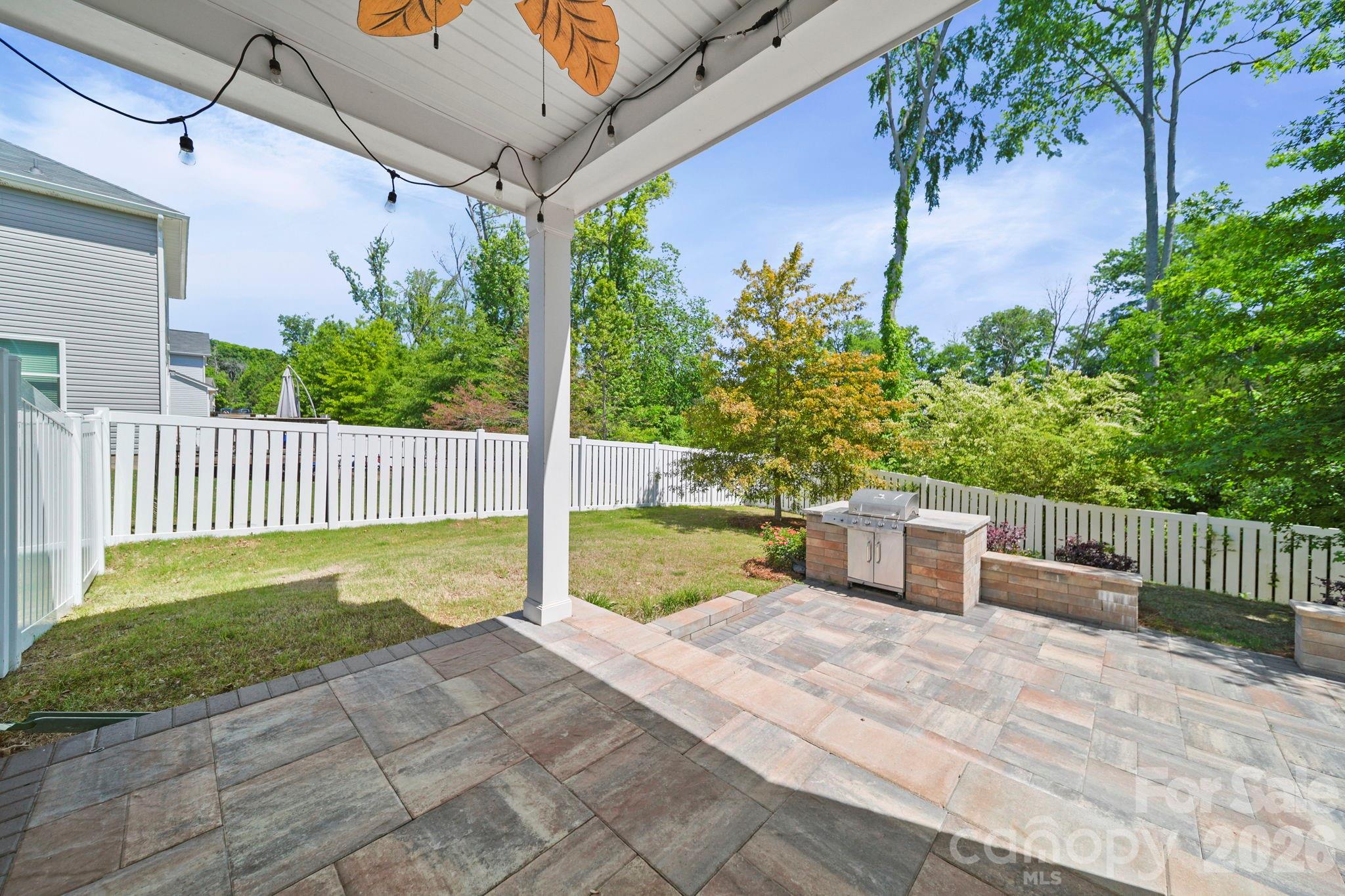 Kings Grove Manor - Residential