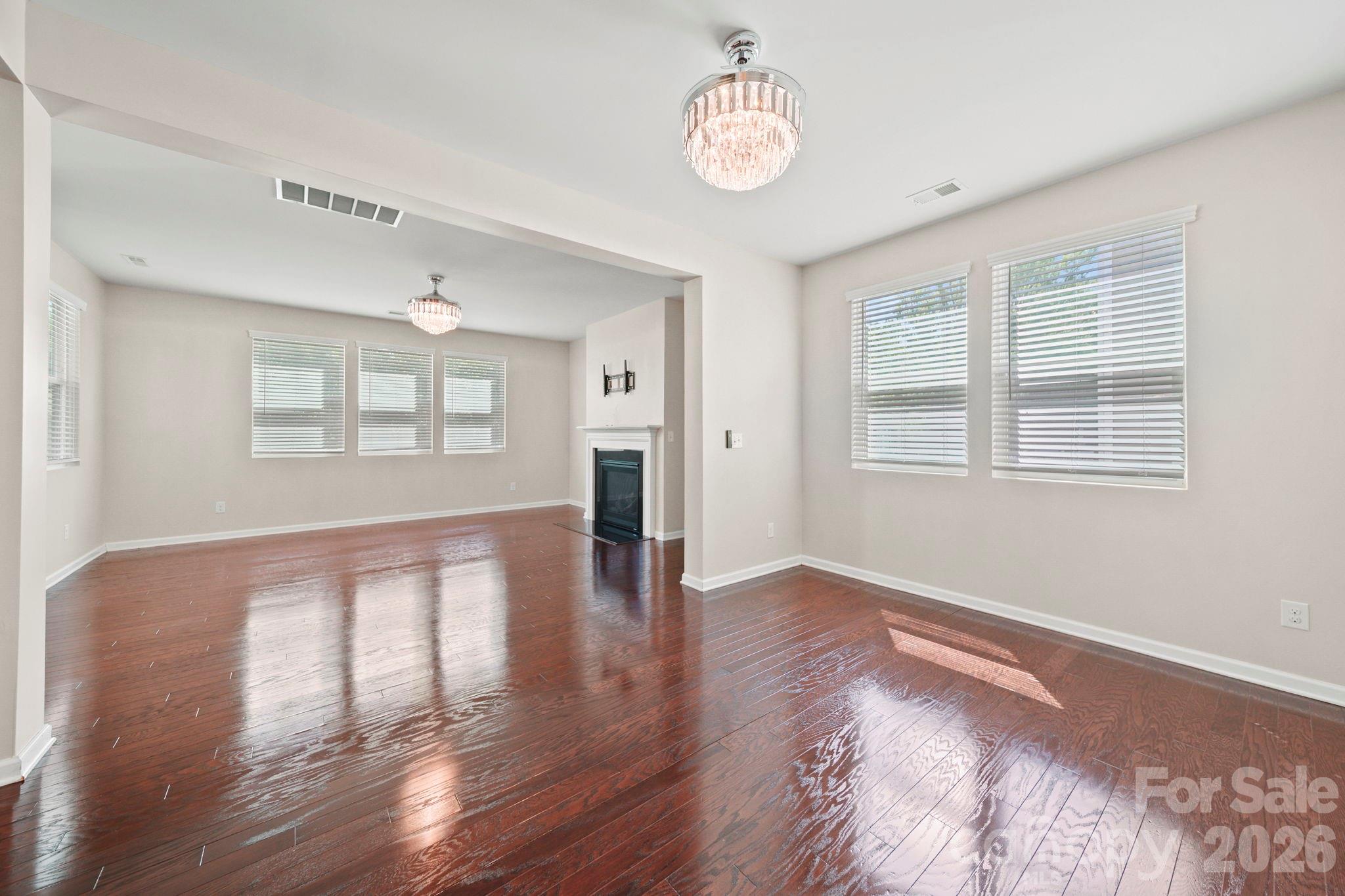 Kings Grove Manor - Residential