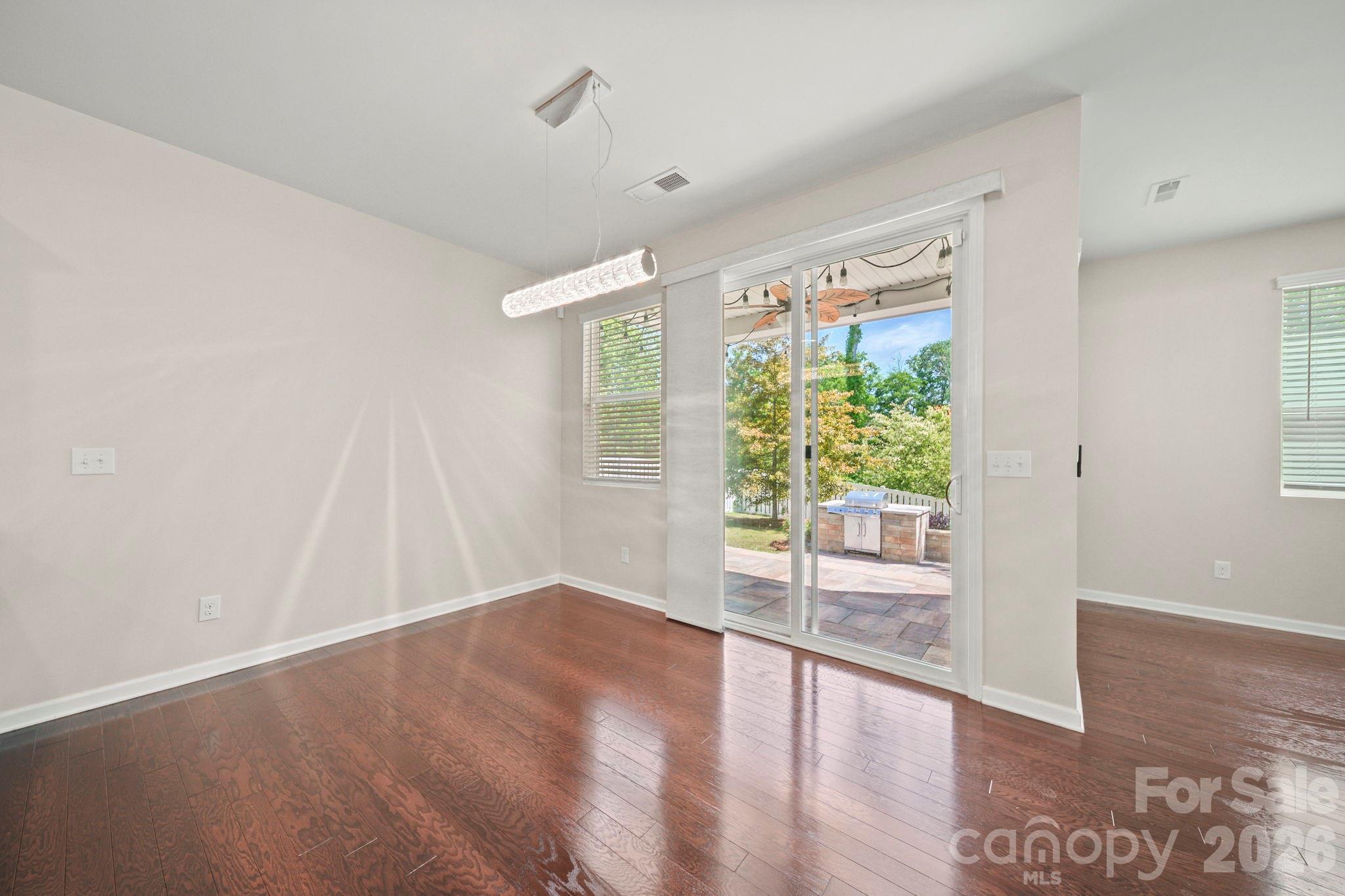 Kings Grove Manor - Residential