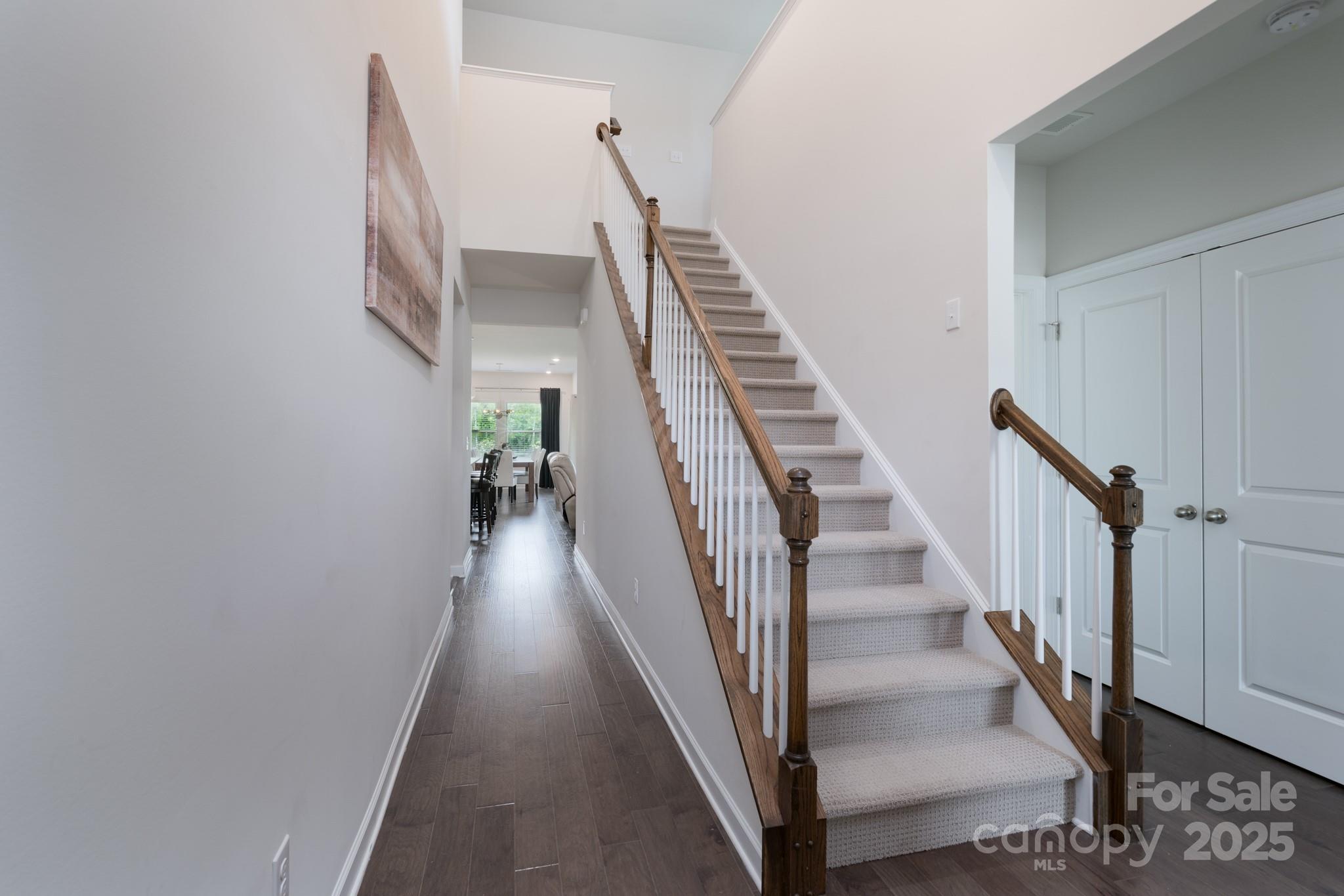 5727 Lavaux Court