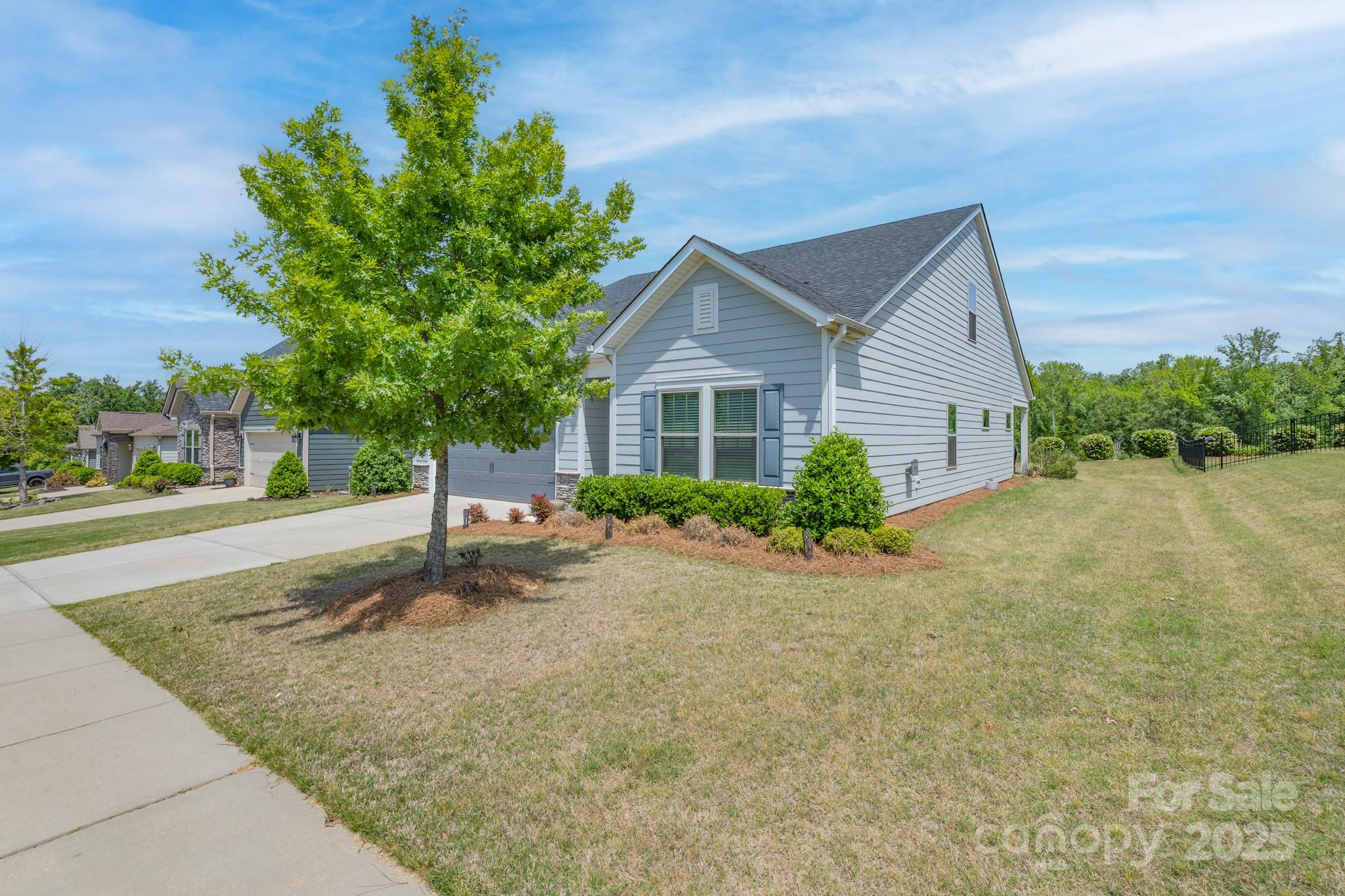 5727 Lavaux Court