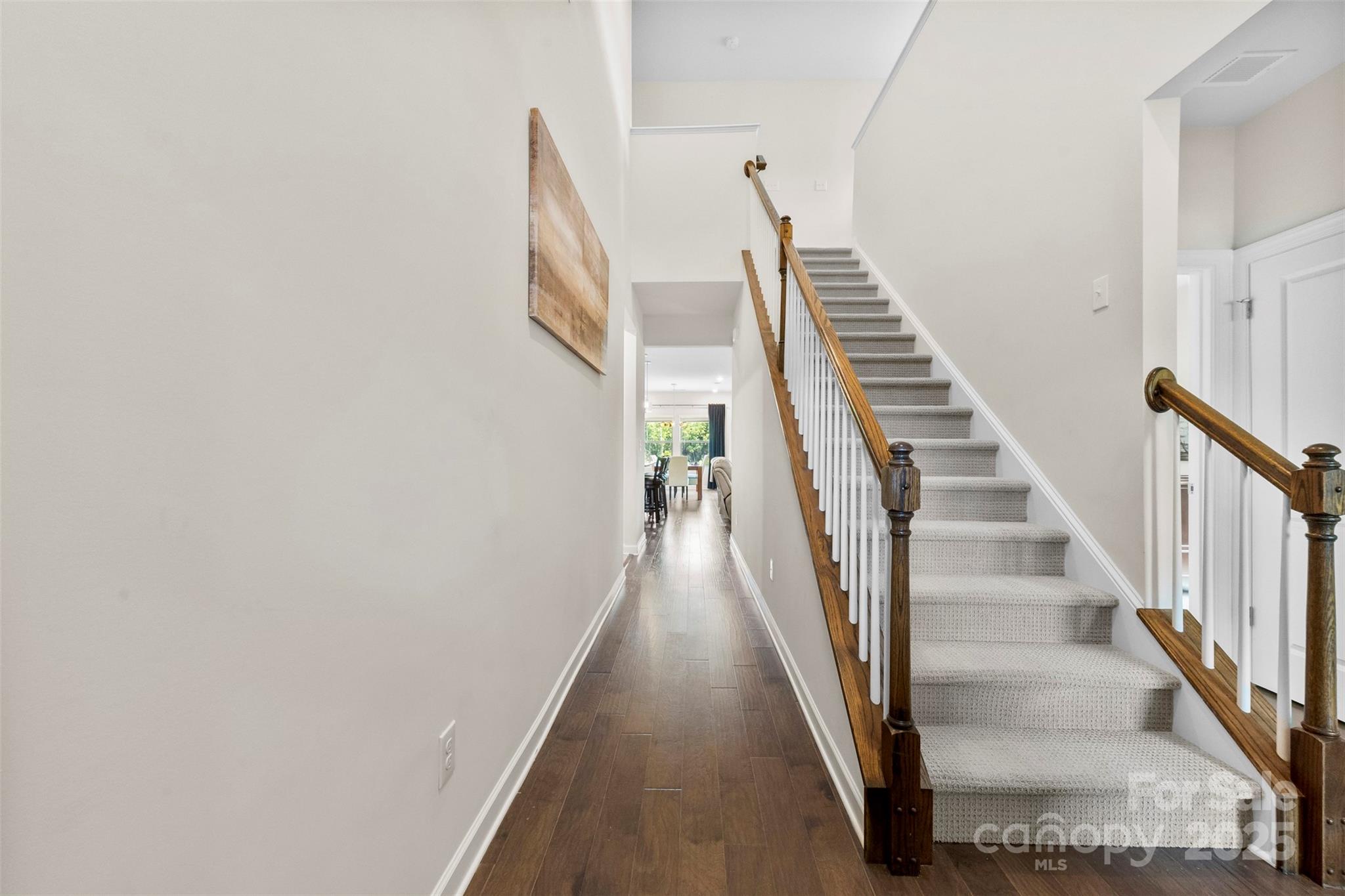 5727 Lavaux Court