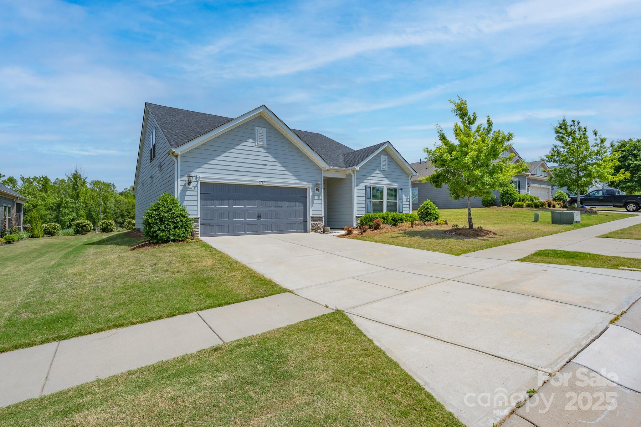 5727 Lavaux Court