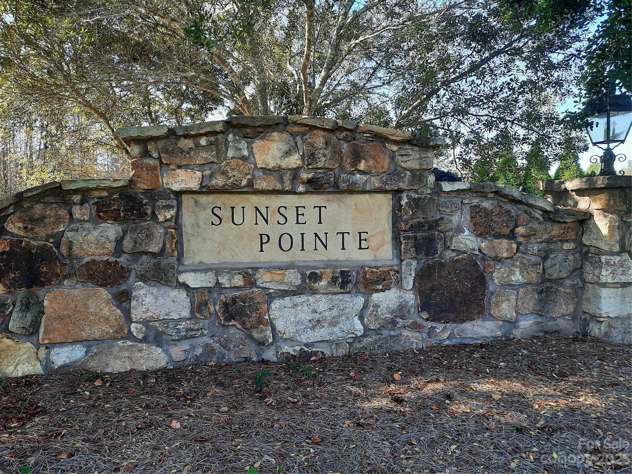 Sunset Pointe - Land